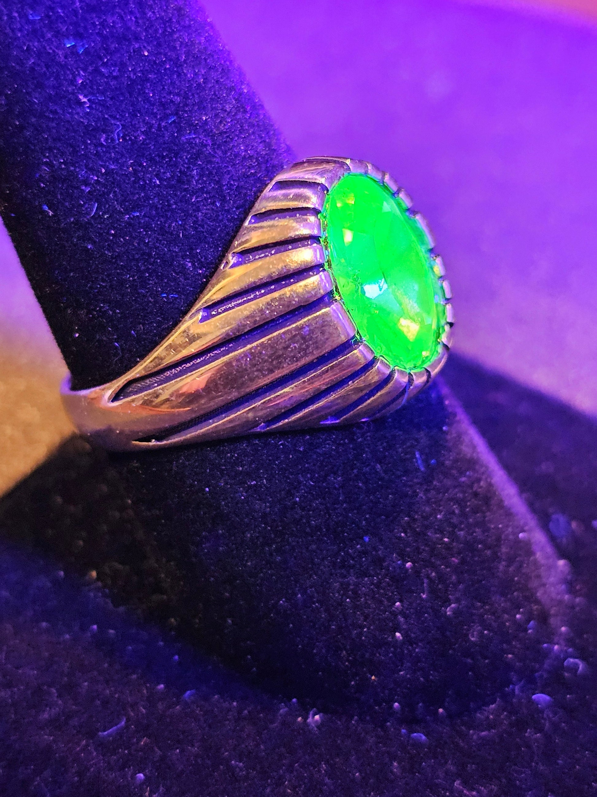 Uranium Glass Men's Ring size 10, new Sterling Silver with a vintage 12x10 Oval cut Uranium glass stones that glows under black / UV light