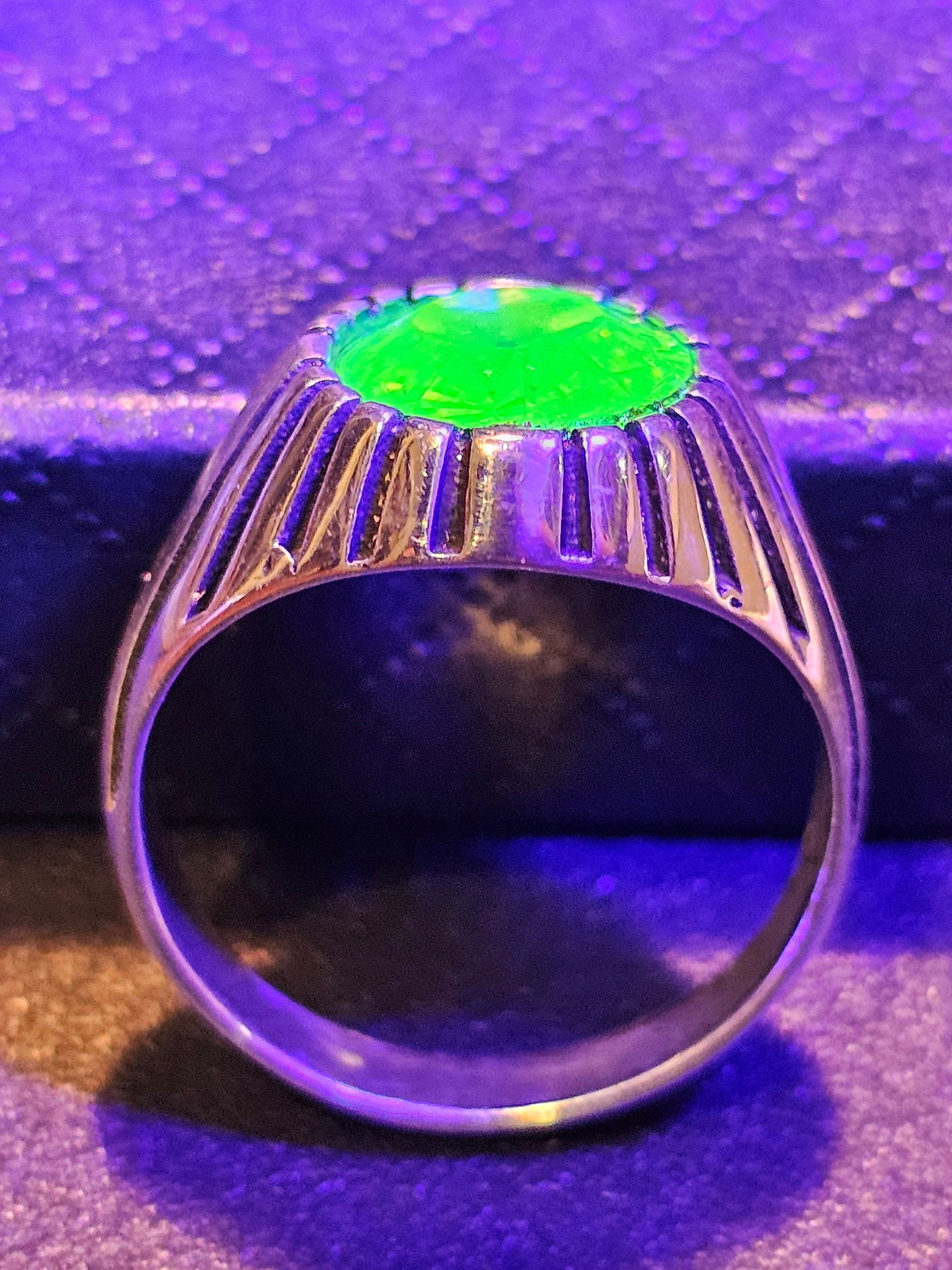 Uranium Glass Men's Ring size 10, new Sterling Silver with a vintage 12x10 Oval cut Uranium glass stones that glows under black / UV light