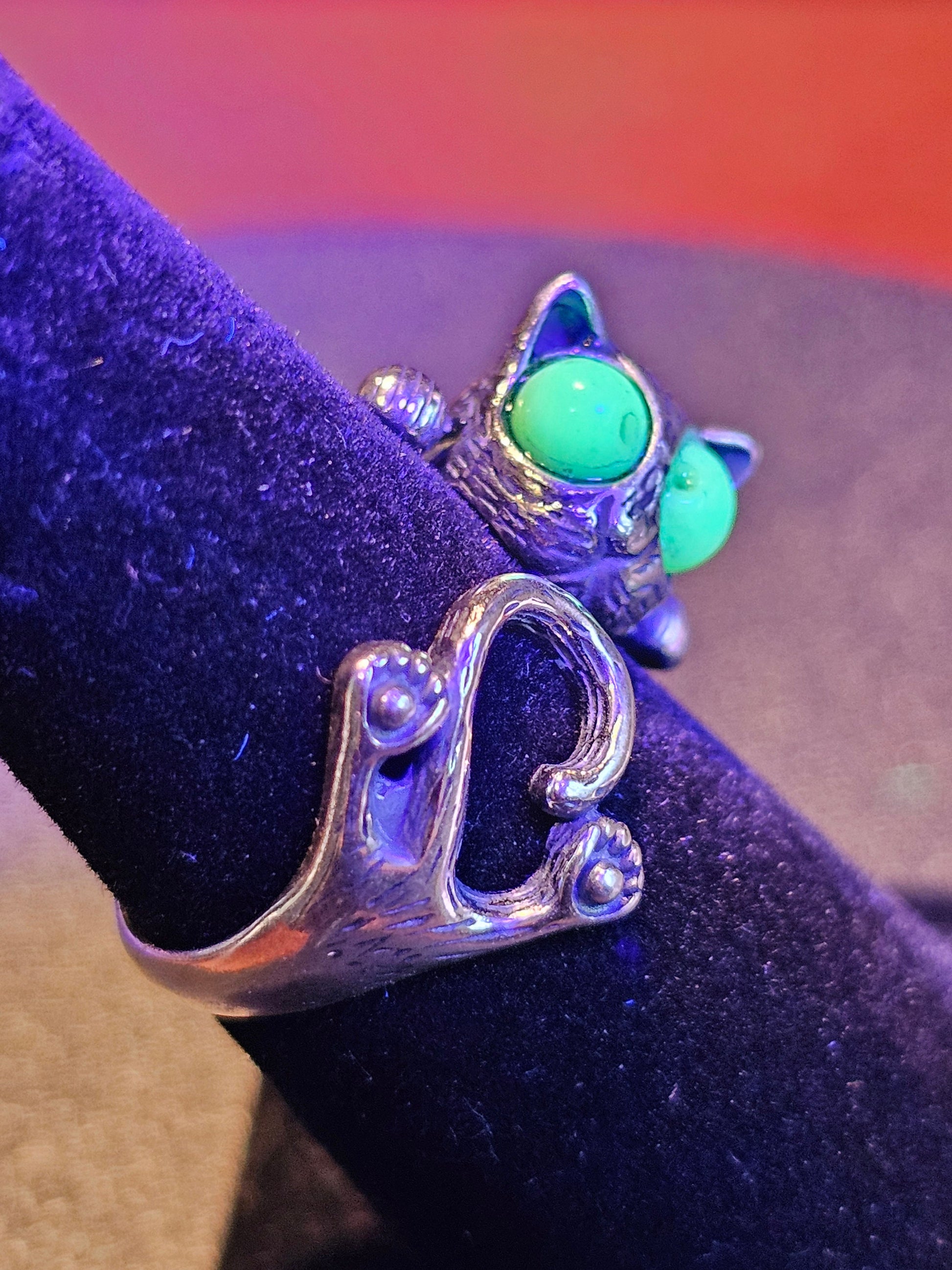 Uranium Glass Cat Ring Adjustable size in new Sterling Silver with vintage Uranium glass beads as eyes that glow under black / UV light