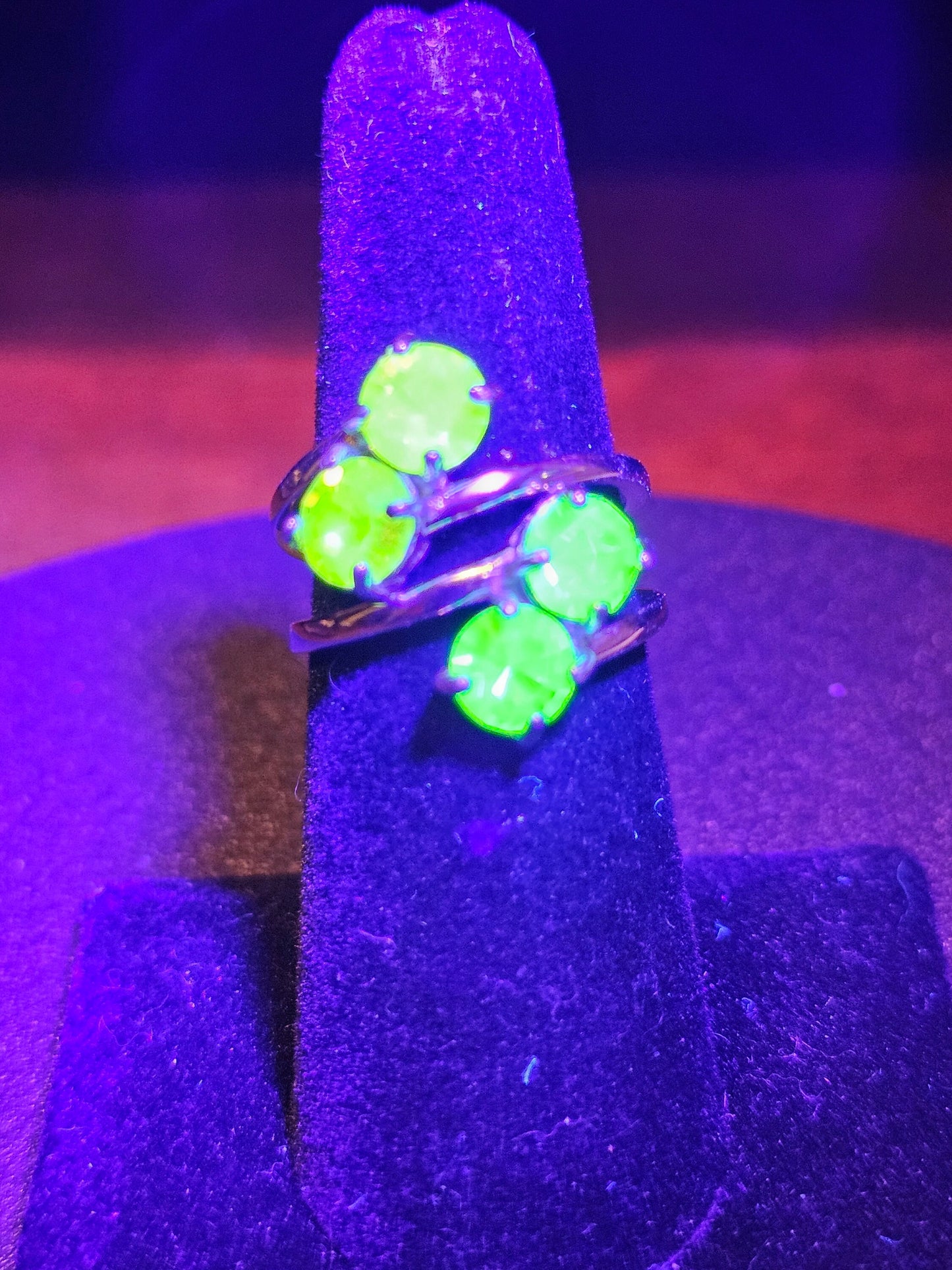Uranium Glass Round cut Ring size 7 in Sterling Silver with 2 vintage 6mm Uranium glass stones that glows under black / UV light