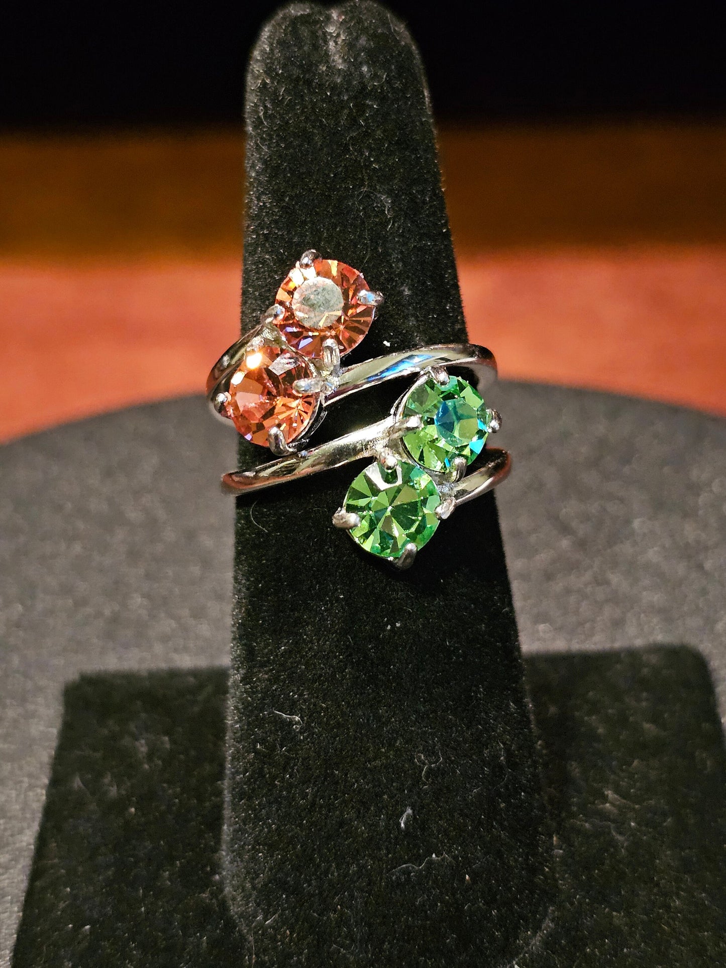 Uranium Glass Round cut Ring size 7 in Sterling Silver with 2 vintage 6mm Uranium glass stones that glows under black / UV light