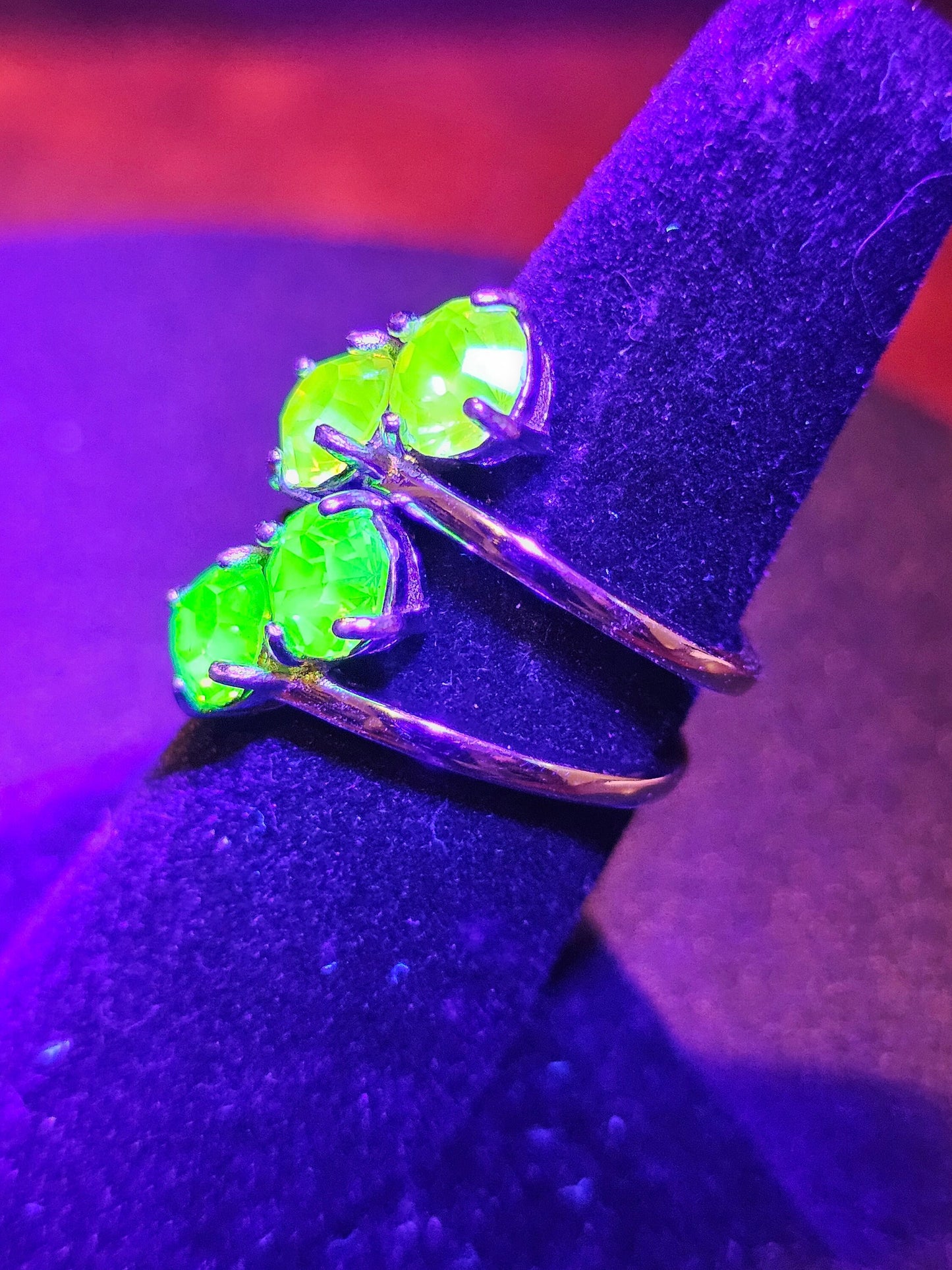 Uranium Glass Round cut Ring size 7 in Sterling Silver with 2 vintage 6mm Uranium glass stones that glows under black / UV light