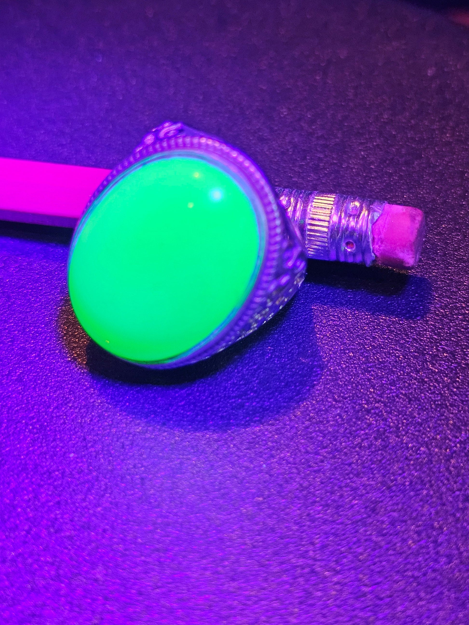 Uranium Glass Men's Ring Adjustable with 25x18 mm vintage Uranium glass Cabochon cut opal colored stone that glows under black / UV light