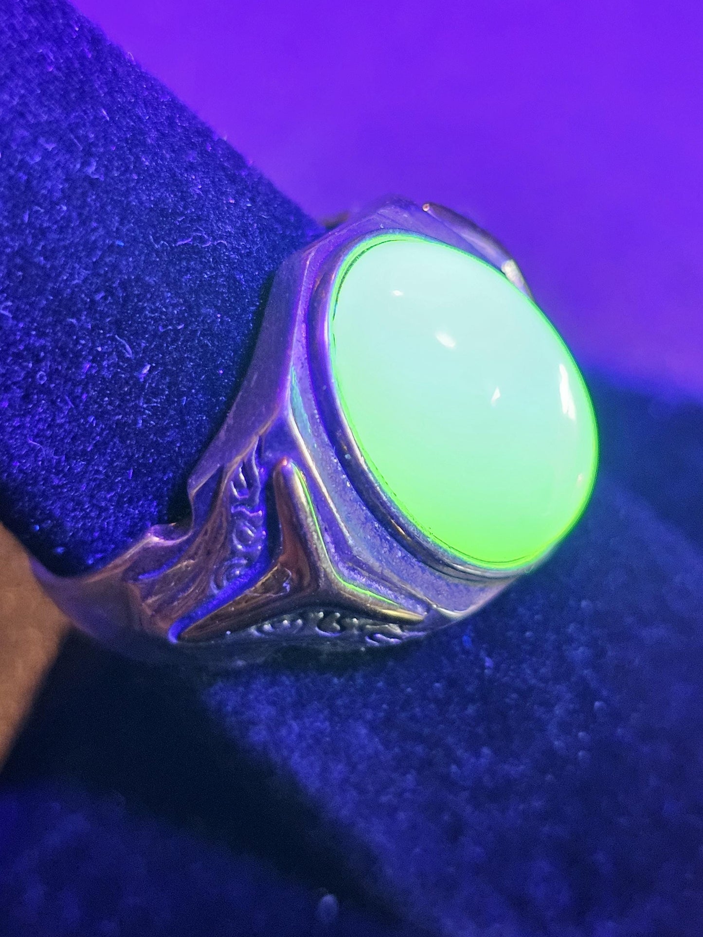 Uranium Glass Men's Ring Adjustable with 14x10 mm vintage Uranium glass Cabochon cut opal colored stone that glows under black / UV light