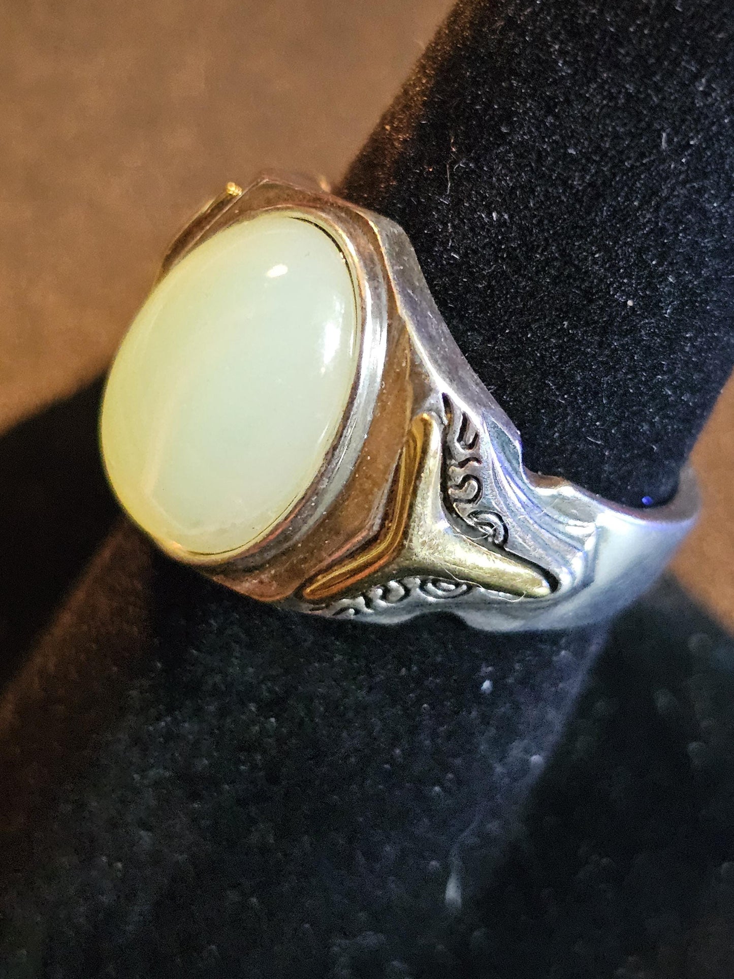 Uranium Glass Men's Ring Adjustable with 14x10 mm vintage Uranium glass Cabochon cut opal colored stone that glows under black / UV light