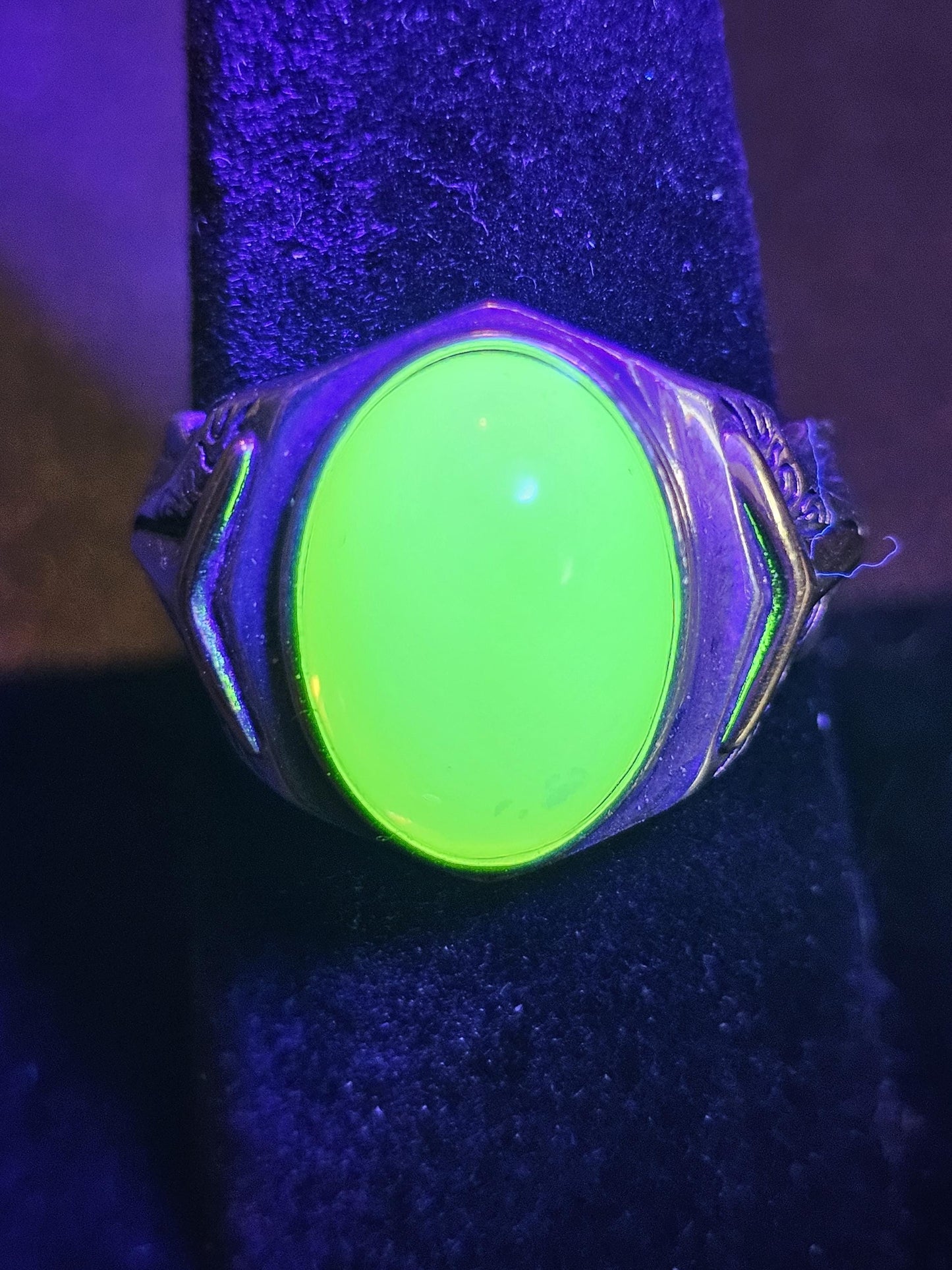Uranium Glass Men's Ring Adjustable with 14x10 mm vintage Uranium glass Cabochon cut opal colored stone that glows under black / UV light