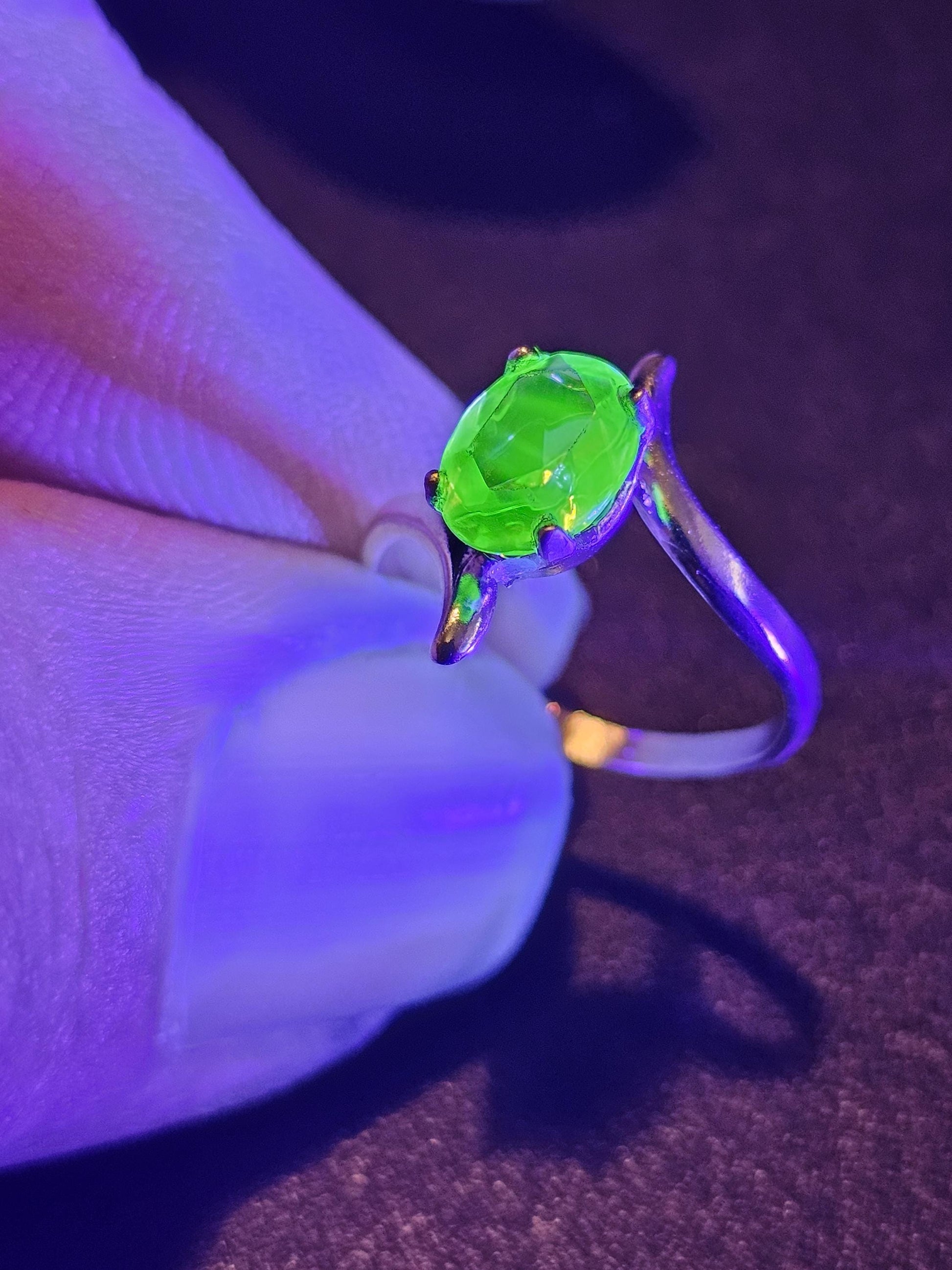 Uranium Glass Oval cut Ring size 5.5, 6, 6.5 in new Sterling Silver with a 8x6 mm Uranium glass stone that glows under black / UV light