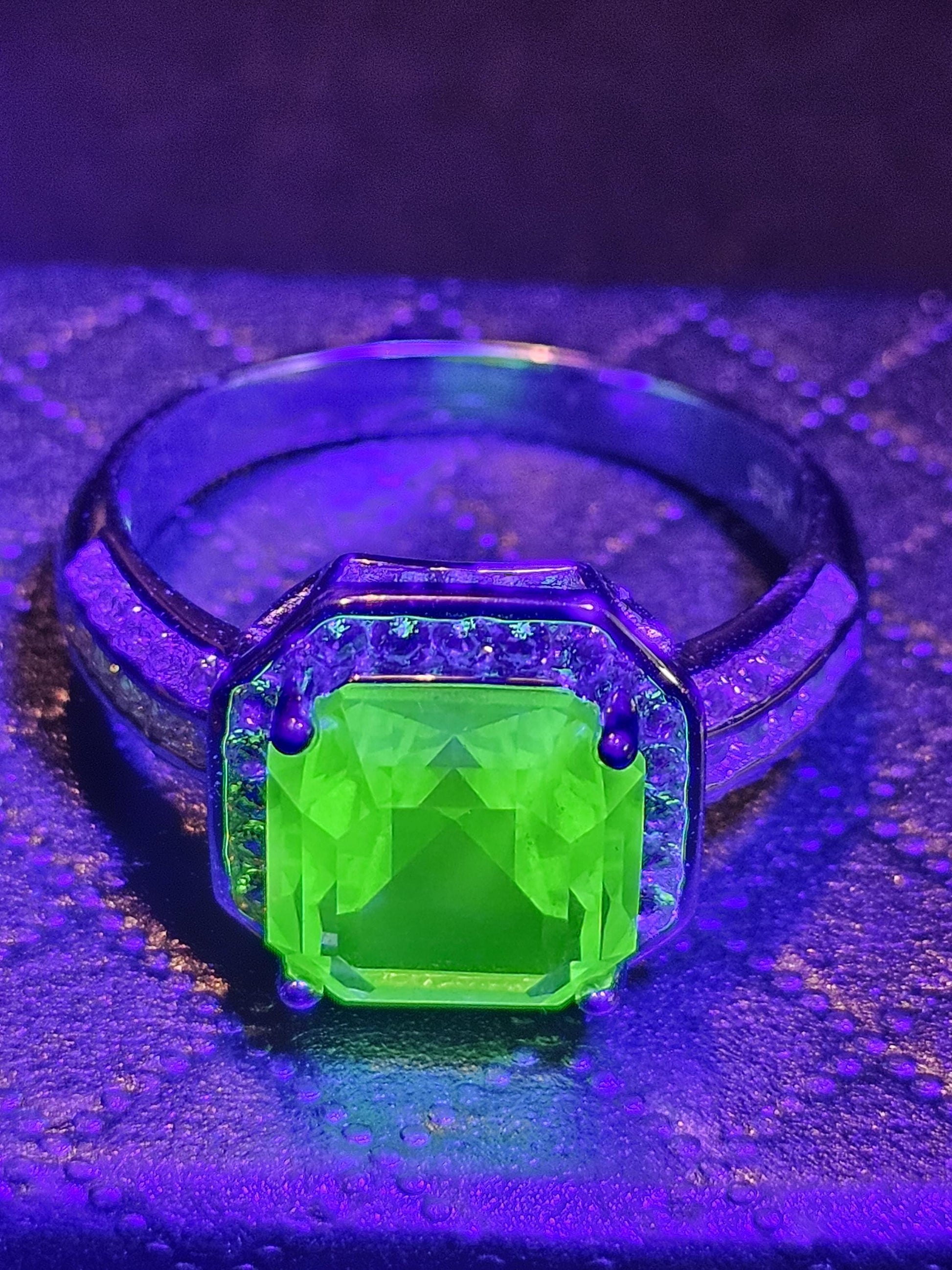 Uranium Glass Asscher cut Ring size 9.5 new Sterling Silver large vintage Uranium glass Square stone that glows under black / UV light