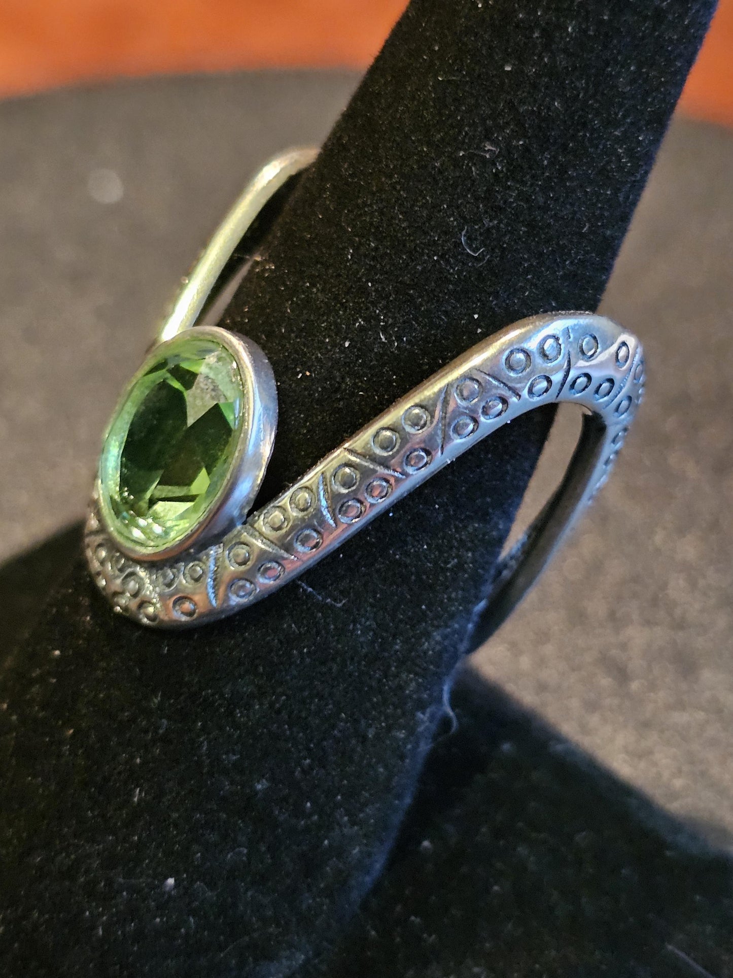 Uranium Glass Adjustable Ring  in new Sterling Silver very unique design with a vintage Uranium glass stone glows under black / UV light