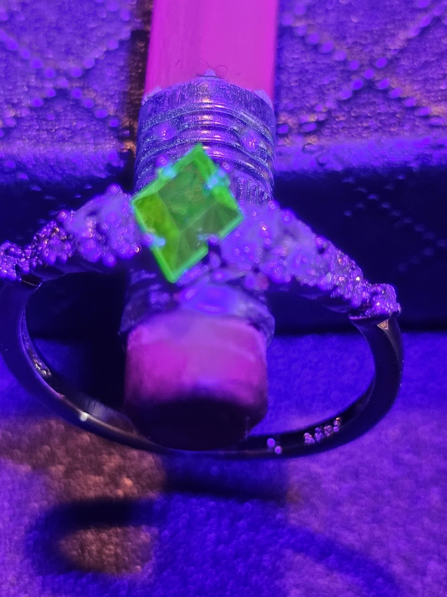 Uranium Glass Kite cut Ring size 6 to 10 in new Sterling Silver with a vintage 8x5 mm Uranium glass stone that glows under black / UV light