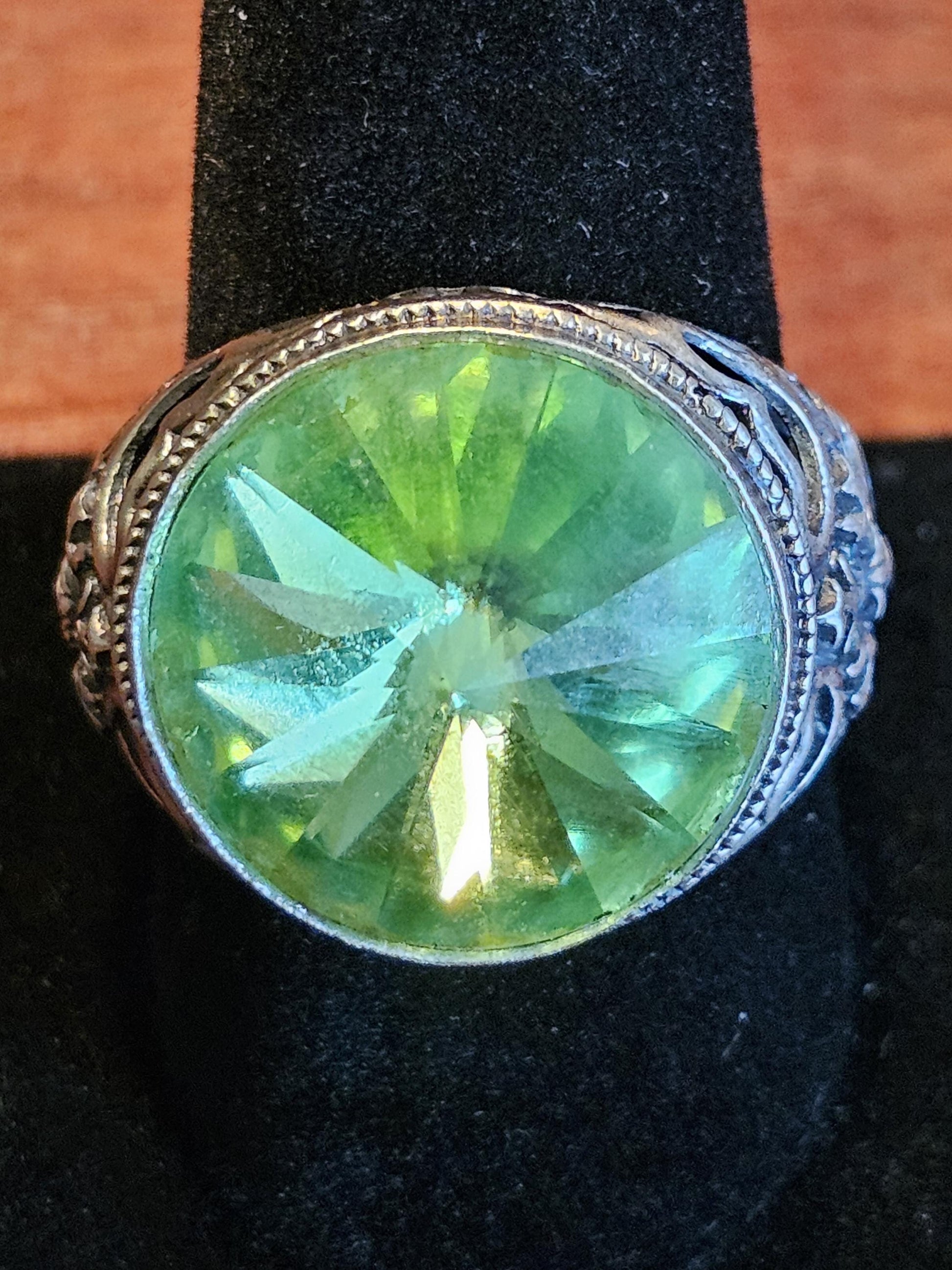 Uranium Glass Men Ring Adjustable with a large 18 mm vintage Uranium glass Rivolis style Round cut stone that glows under black/UV light