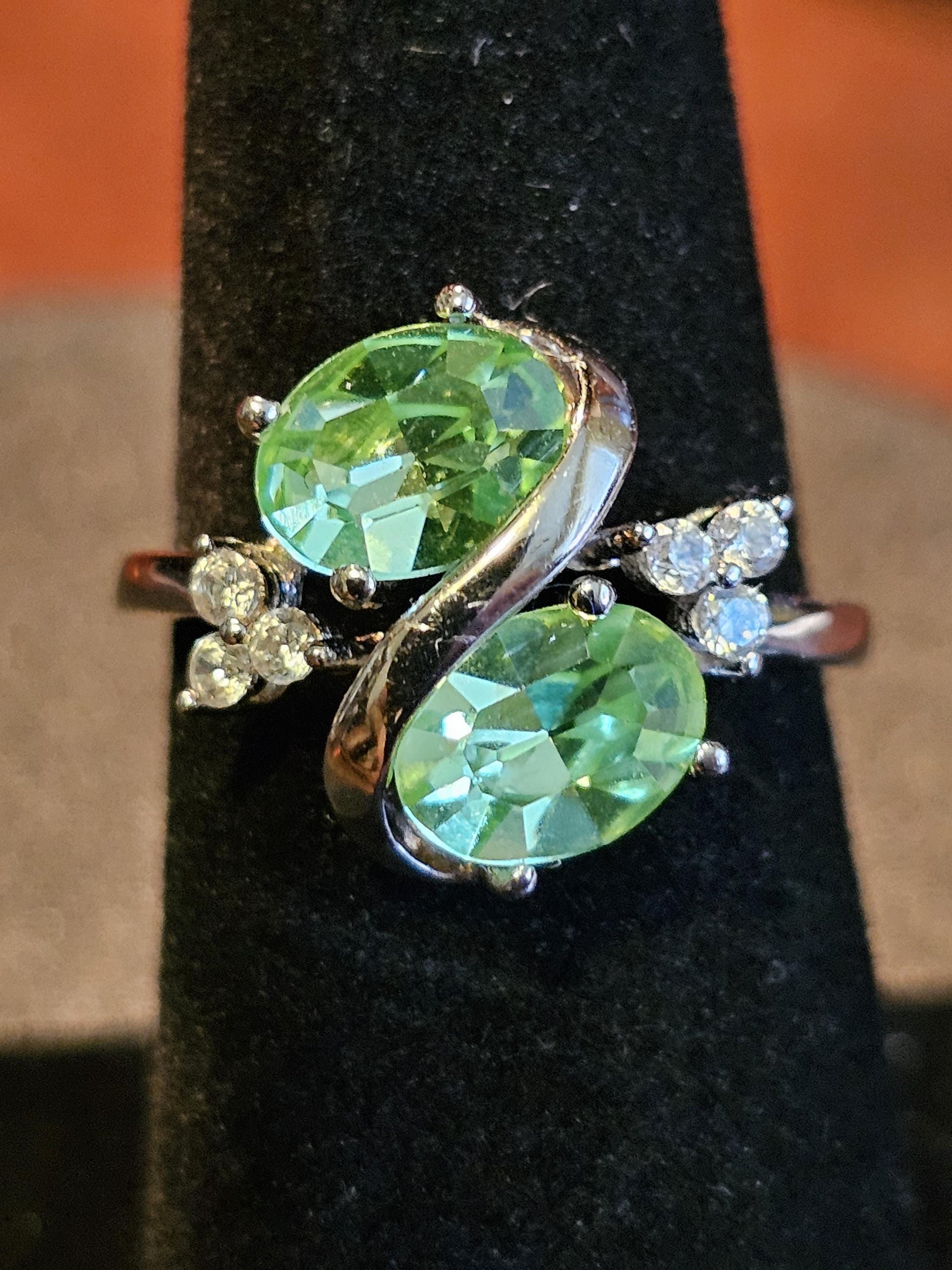 Uranium Glass Oval cut Ring size 7 new Sterling Silver with two vintage 8x6mm Uranium glass stones that glow under black / UV light