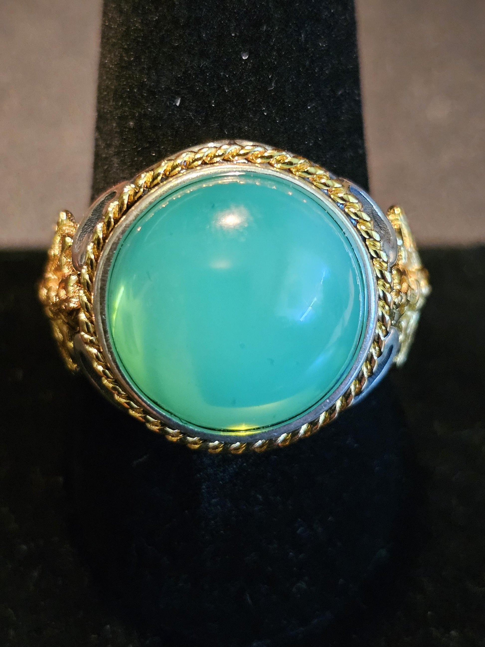 Uranium Glass Men's Ring Adjustable with 15 mm vintage Uranium glass Round cut Cabochon opal colored stone that glows under black / UV light