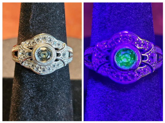 Uranium Glass Round cut Ring size 7 new Sterling Silver with refurbished  5 mm vintage Uranium glass stone that glows under black / UV light
