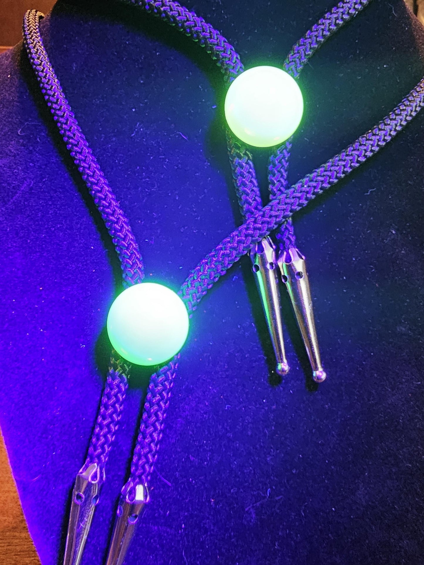 Uranium Glass Bolo Tie Opal or Green 18 mm Round cut Round top Cabochon cut vintage Uranium Glass stone that glows under black / UV light