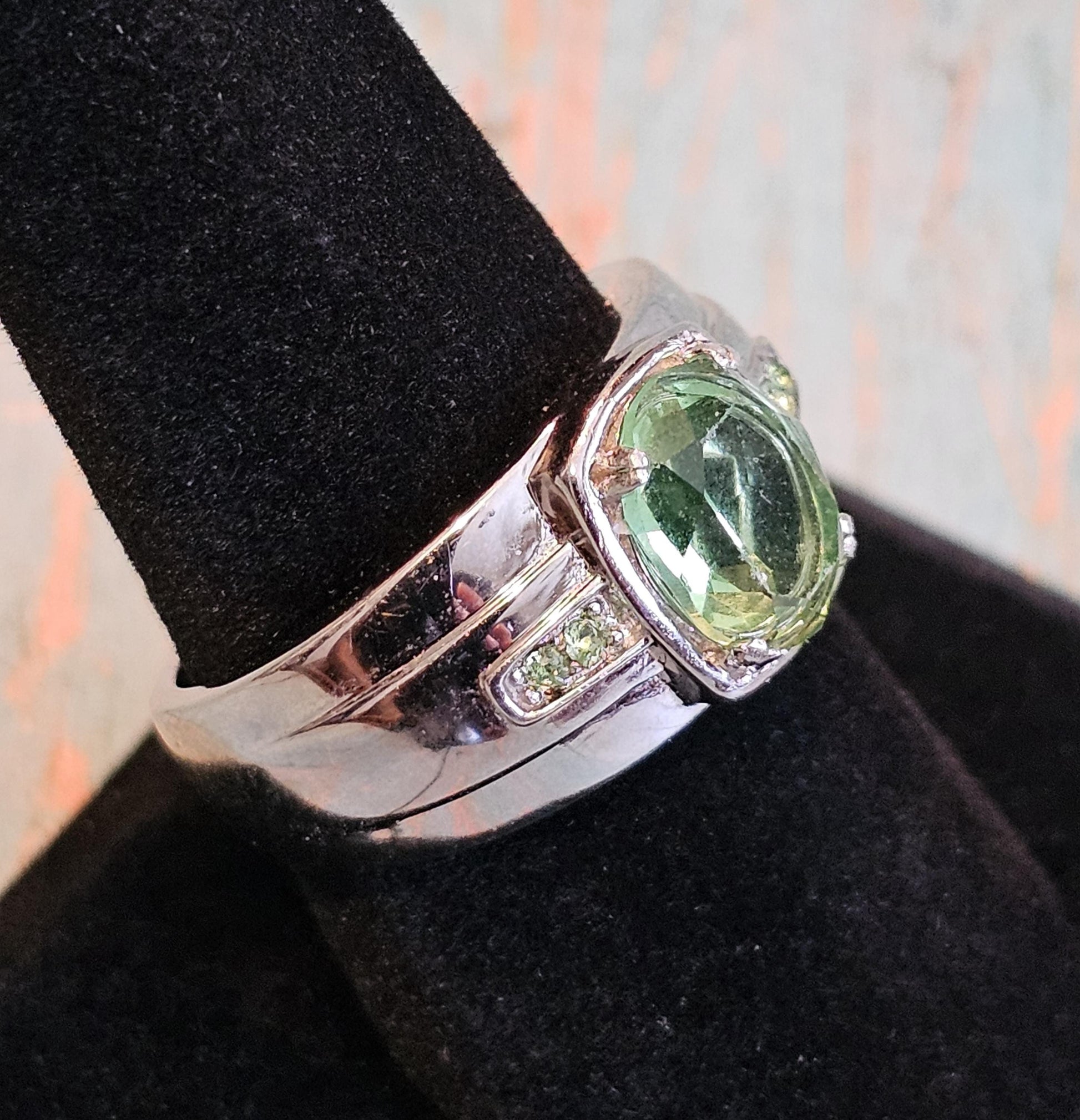 Uranium Glass Men's Ring size 9 through 11 new Sterling Silver with a vintage Oval cut Uranium glass stones that glows under black/UV light