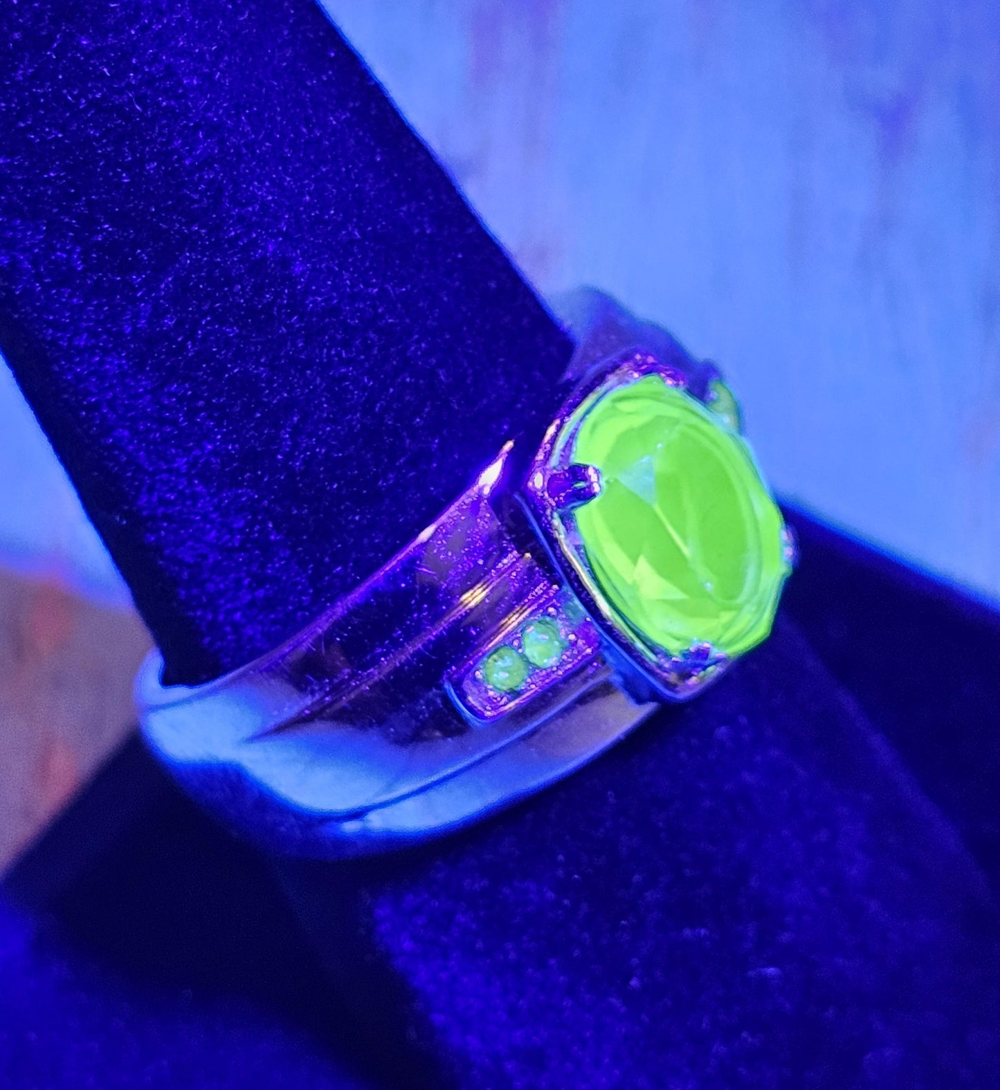 Uranium Glass Men's Ring size 9 through 11 new Sterling Silver with a vintage Oval cut Uranium glass stones that glows under black/UV light