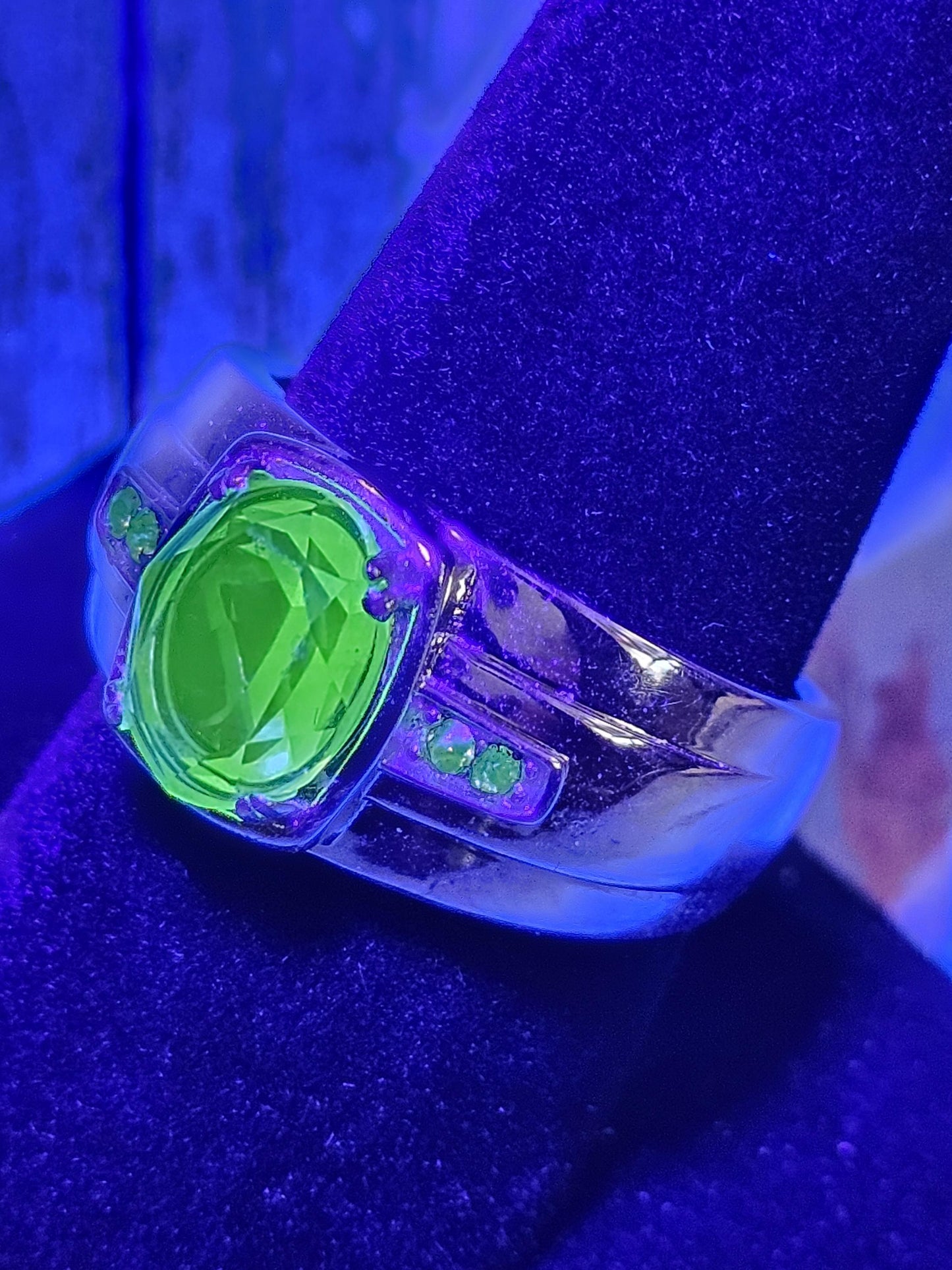 Uranium Glass Men's Ring size 9 through 11 new Sterling Silver with a vintage Oval cut Uranium glass stones that glows under black/UV light