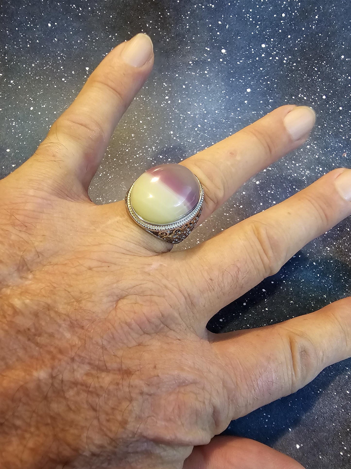 Uranium Glass Adjustable ring Unisex with 23x18 mm vintage Uranium glass Cabochon cut opal colored Oval stone that glows under black/UV ligh