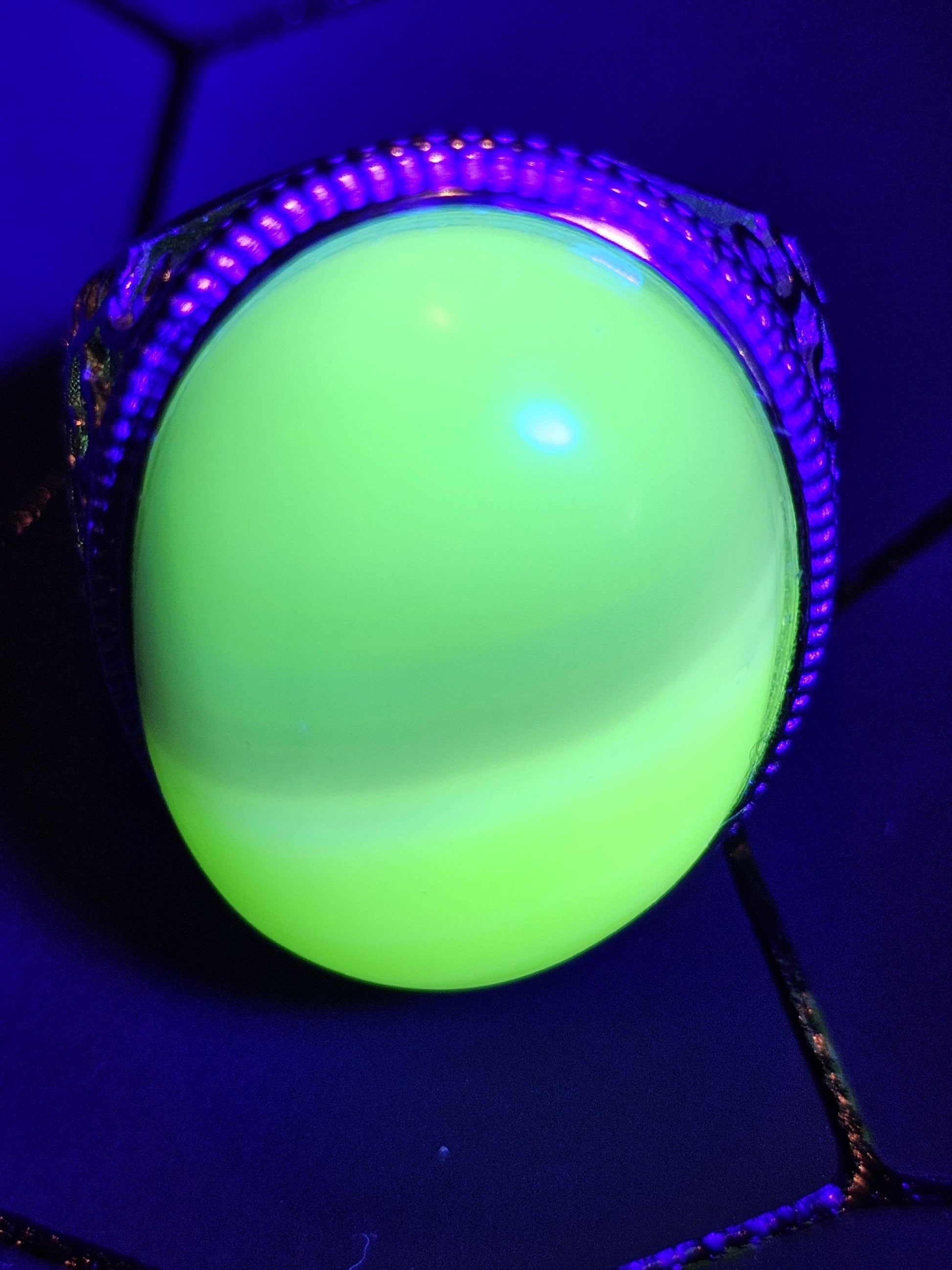 Uranium Glass Adjustable ring Unisex with 23x18 mm vintage Uranium glass Cabochon cut opal colored Oval stone that glows under black/UV ligh