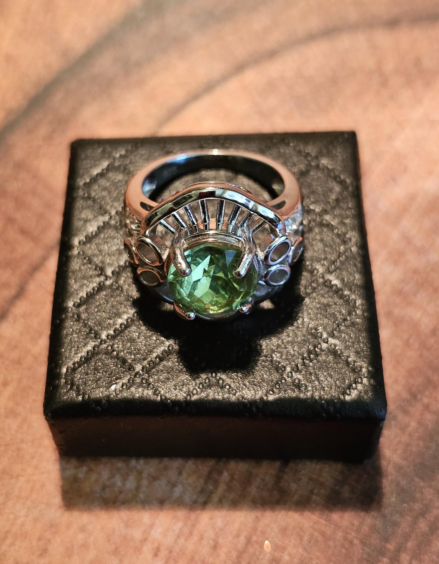 Uranium Glass Round cut Ring in size 7. New Vintage style Sterling Silver with a vintage Uranium glass stone that glows under black/UV light