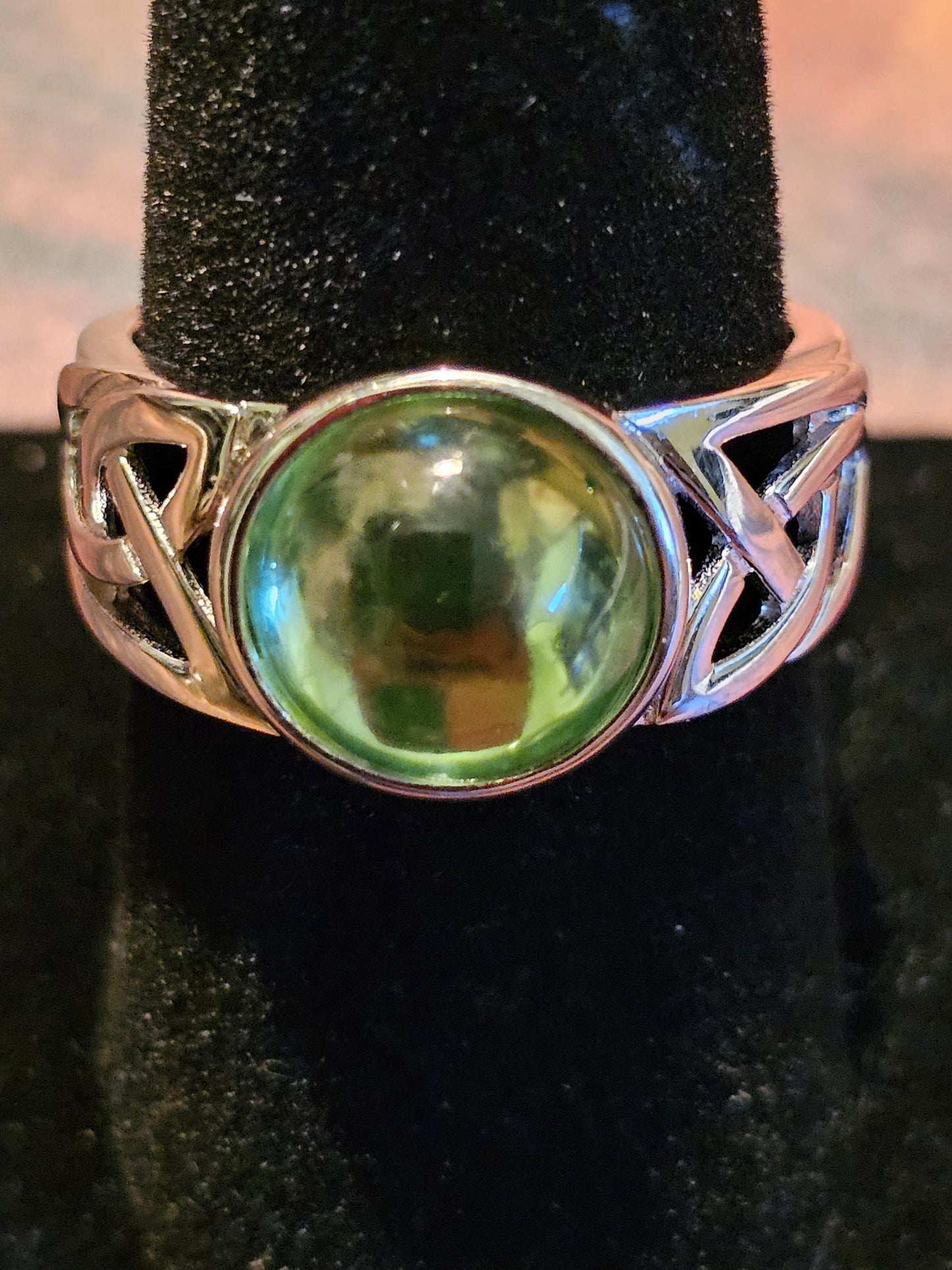 Uranium Glass Men's Ring Celtic Knot in size 8.5 to 11. New Sterling Silver with vintage Uranium glass stone that glows under black/UV light