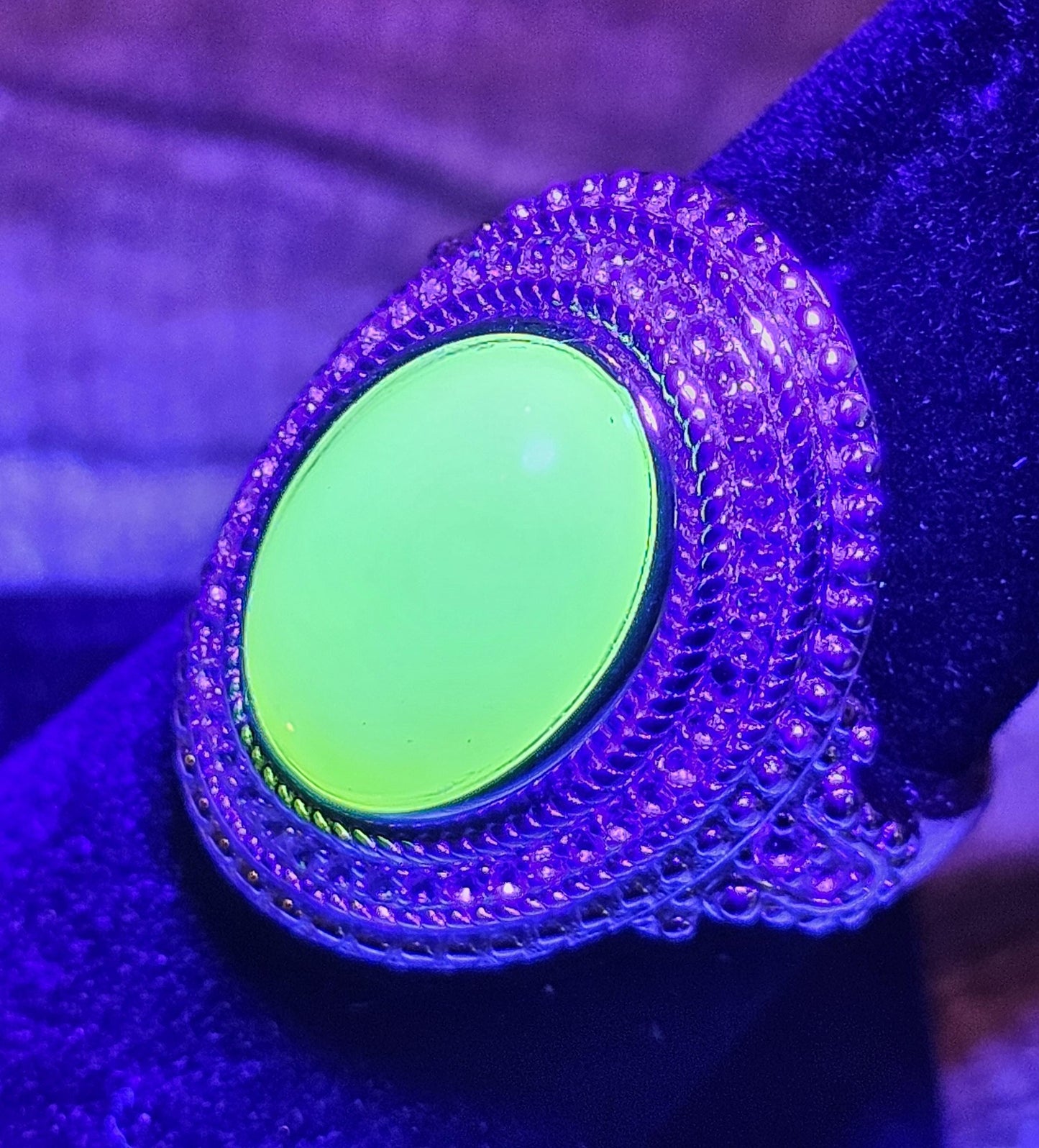 Uranium Glass Oval cut Ring vintage style size 7, new Sterling Silver with a vintage Uranium glass stone that glows under black/ UV light