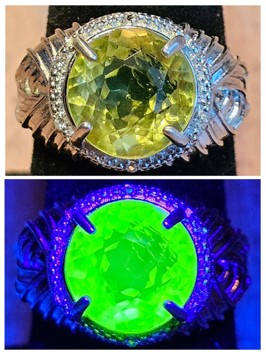 Uranium Glass Round cut Ring size 8.5 New Vintage style Sterling Silver with a vintage Uranium glass stone that glows under black/UV light