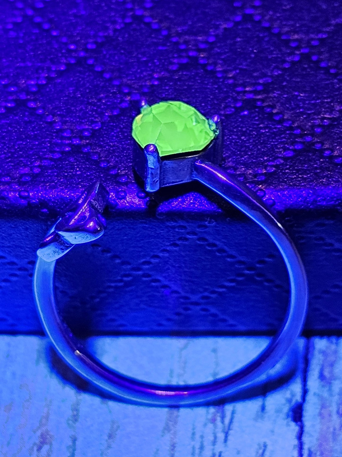 Uranium Glass Heart cut Ring adjustable size Celtic new Sterling Silver with a vintage Uranium glass stone that glows under black  UV light