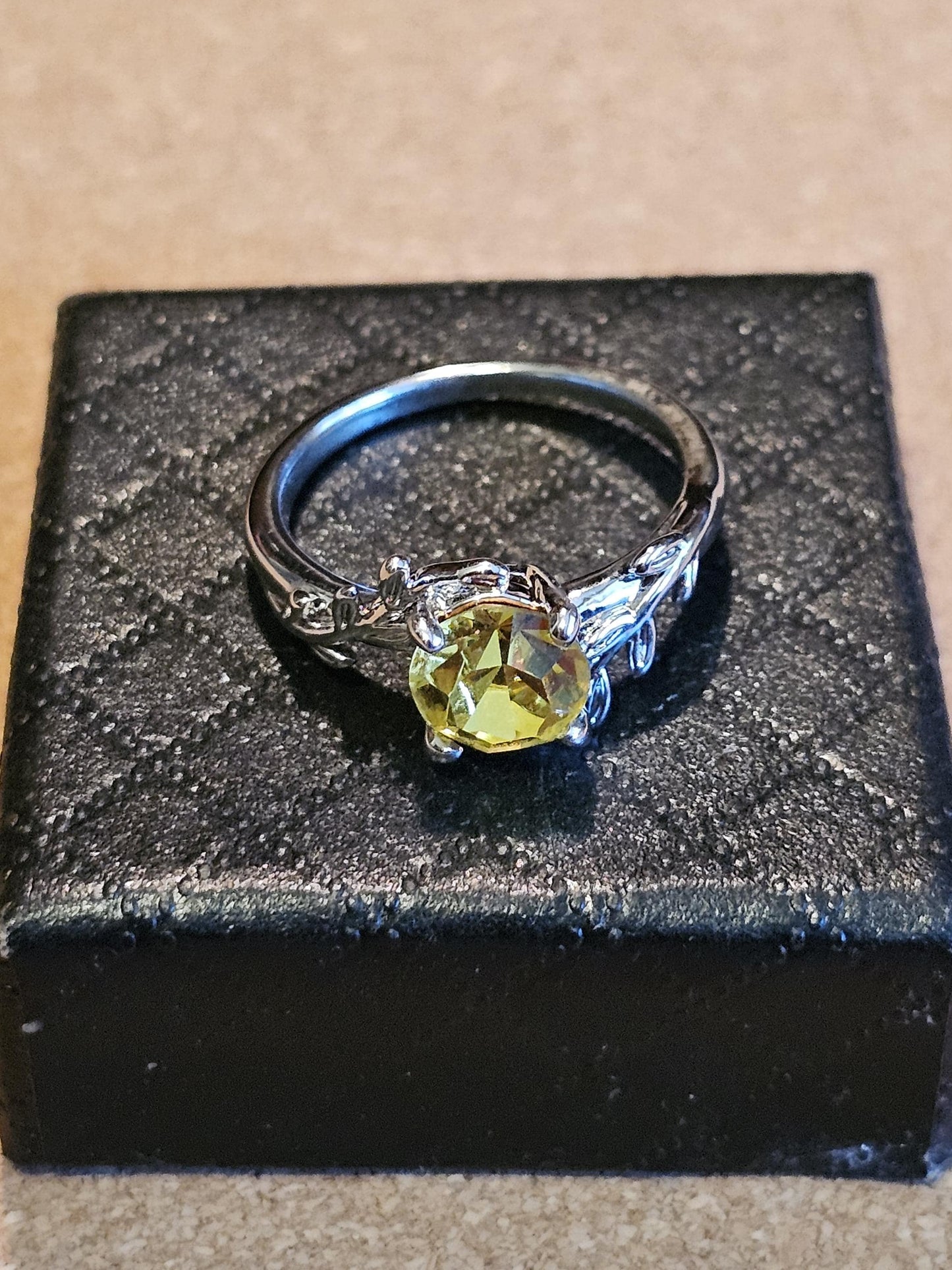 Cadmium Glass Round cut Ring size 7 new Silver plated ring with vintage 7 mm Cadmium glass stone that glows under black / UV light