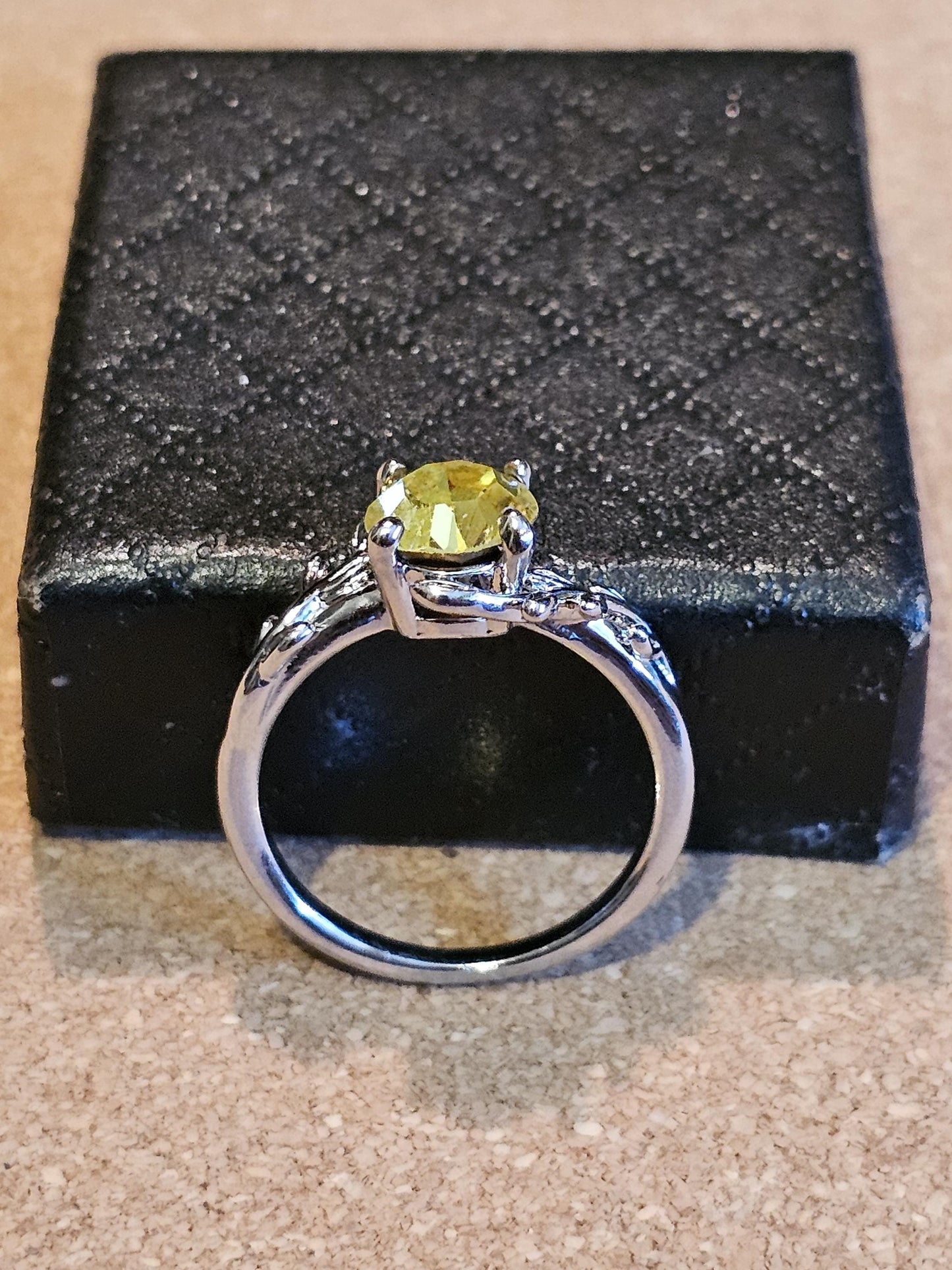 Cadmium Glass Round cut Ring size 7 new Silver plated ring with vintage 7 mm Cadmium glass stone that glows under black / UV light