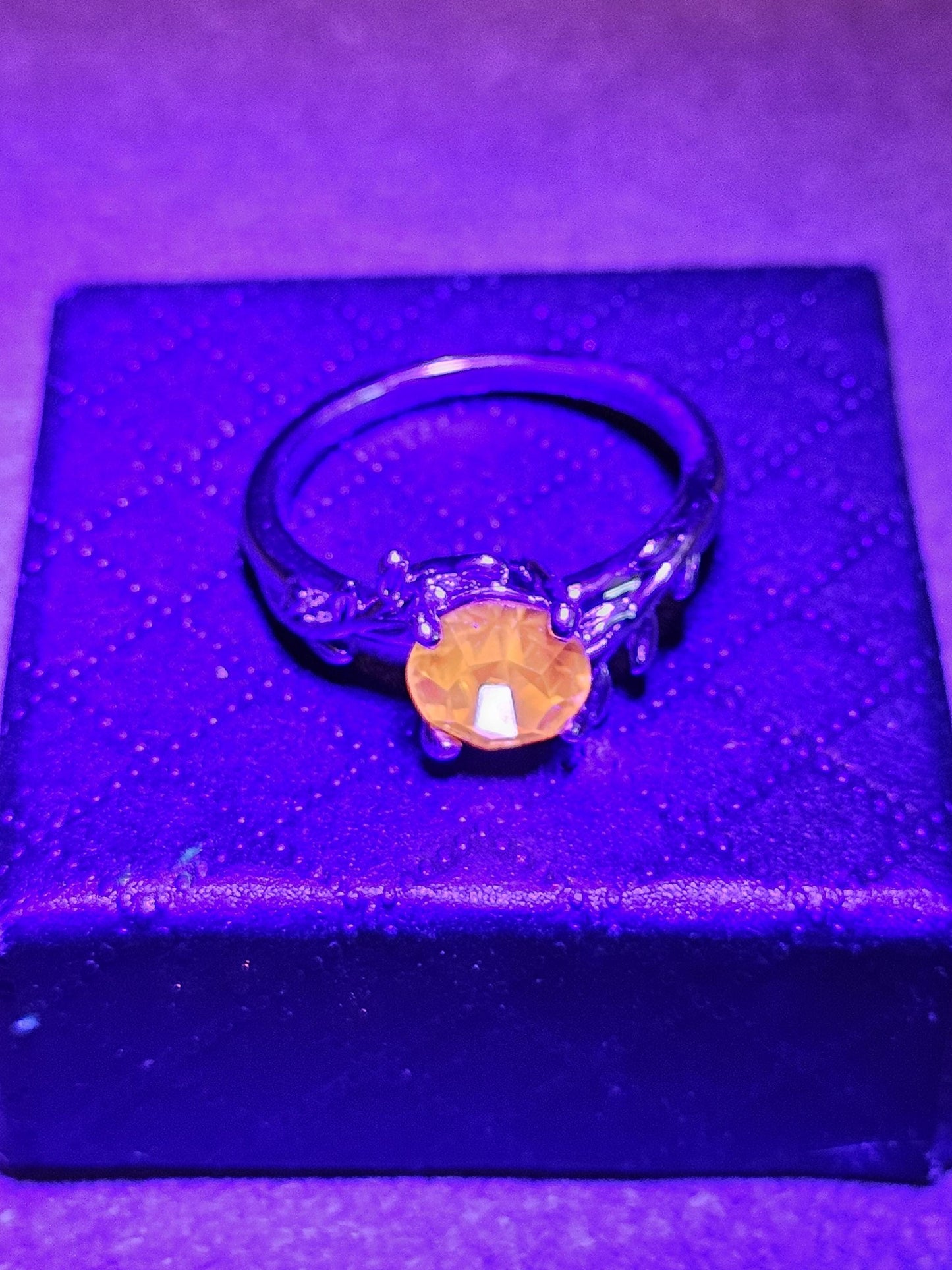 Cadmium Glass Round cut Ring size 7 new Silver plated ring with vintage 7 mm Cadmium glass stone that glows under black / UV light