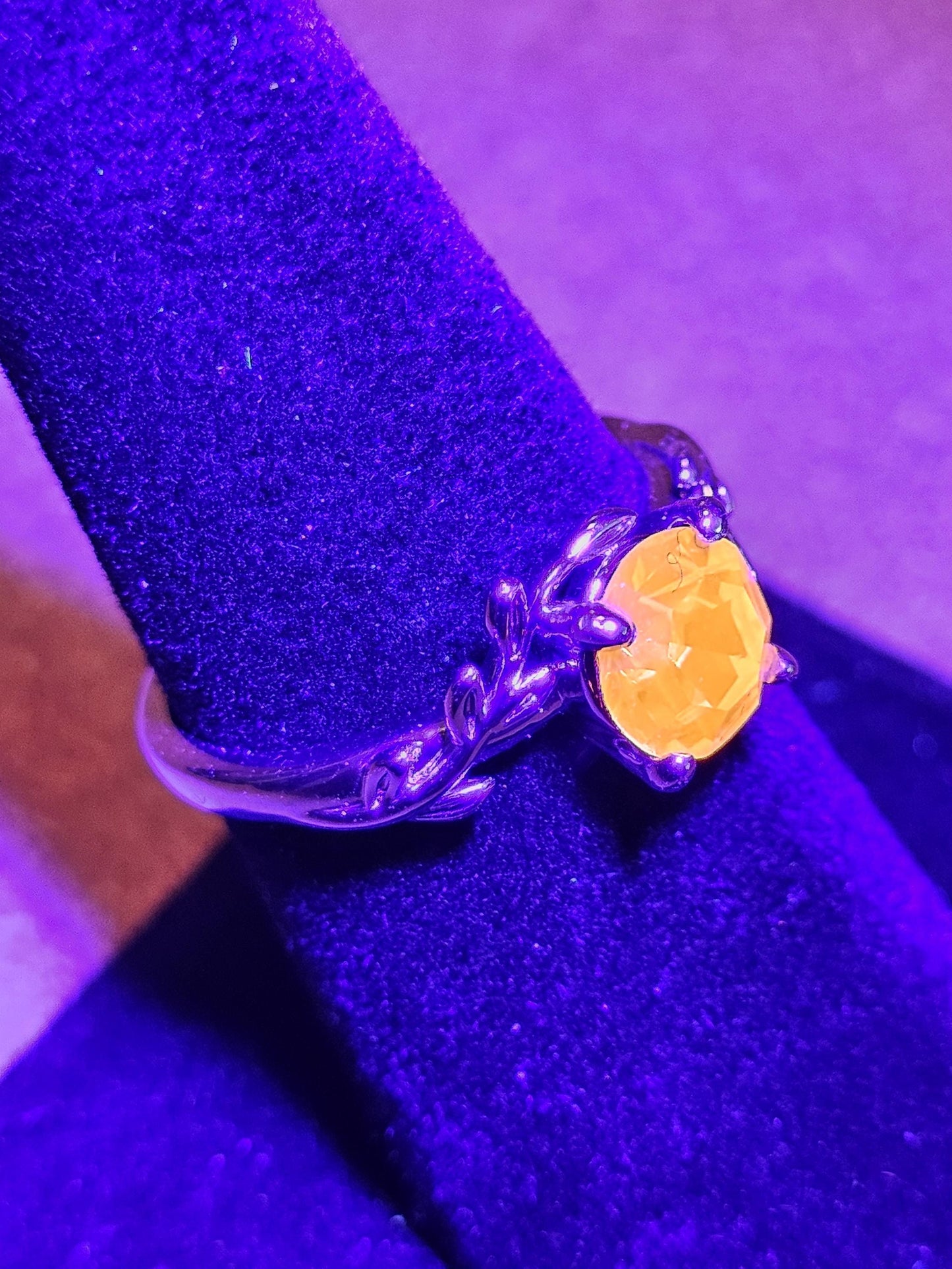 Cadmium Glass Round cut Ring size 7 new Silver plated ring with vintage 7 mm Cadmium glass stone that glows under black / UV light