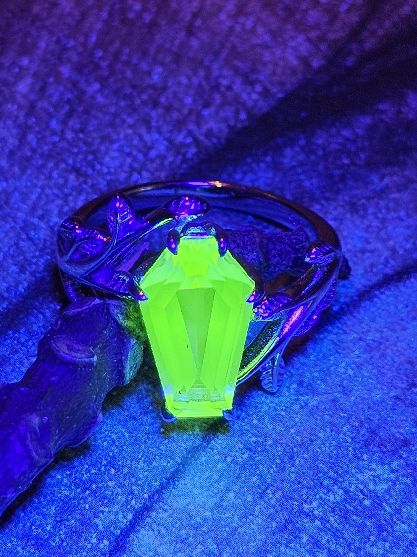 Uranium Glass Coffin cut Ring size 4 through 10.5 in Sterling Silver with a cut Czech Uranium glass stone that glows under black / UV light
