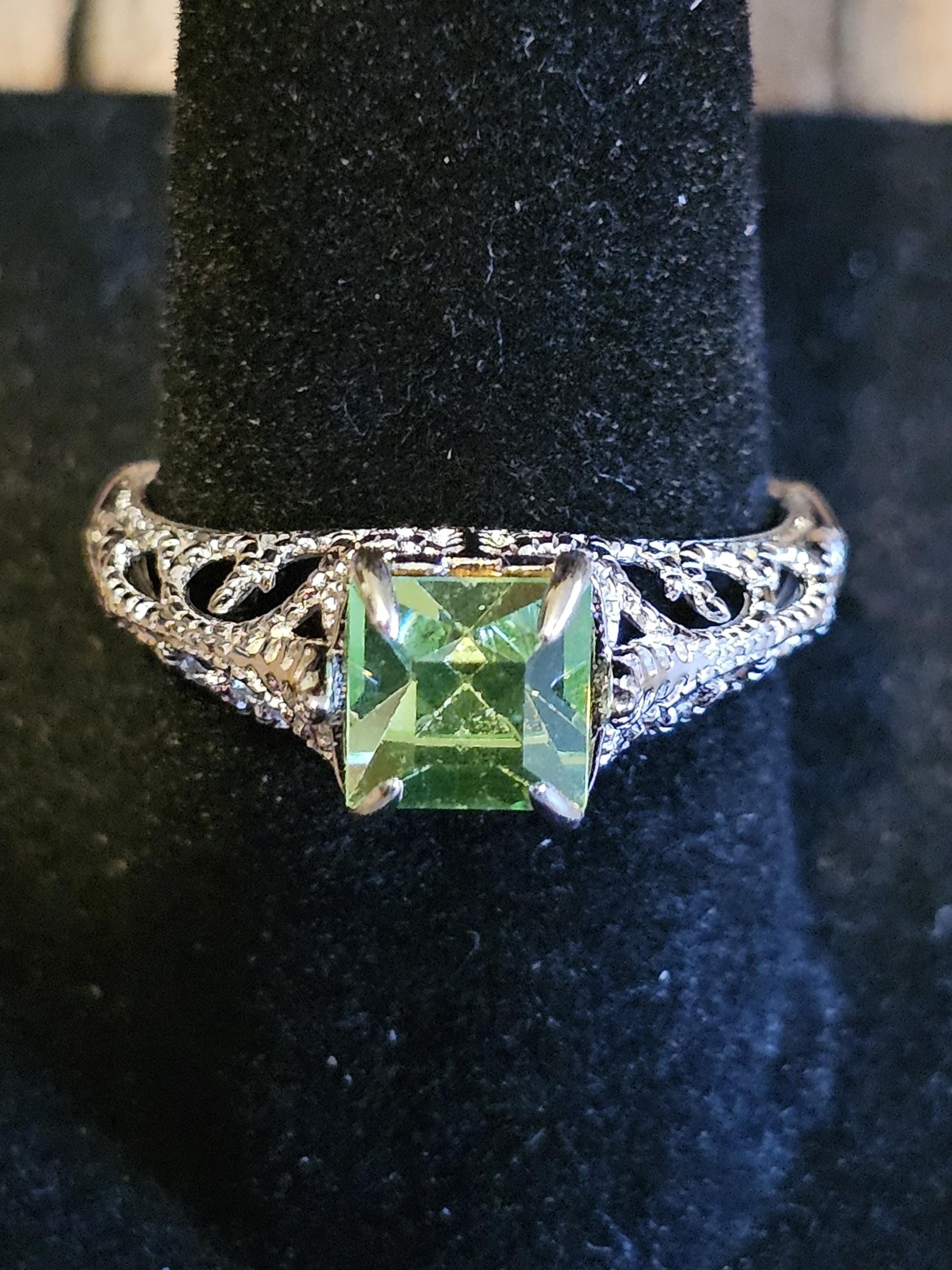 Uranium Glass Princess cut Art Deco Ring size 4 to 10.5 in new Sterling Silver with Uranium glass stone that glows under black / UV light