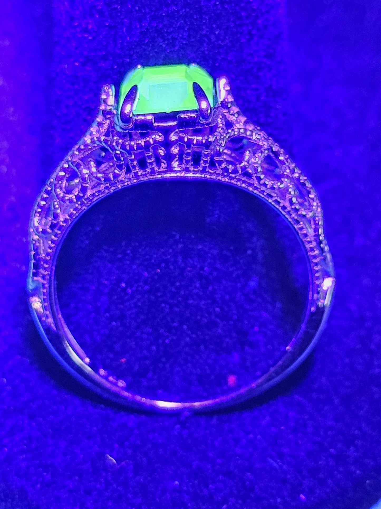 Uranium Glass Princess cut Art Deco Ring size 4 to 10.5 in new Sterling Silver with Uranium glass stone that glows under black / UV light
