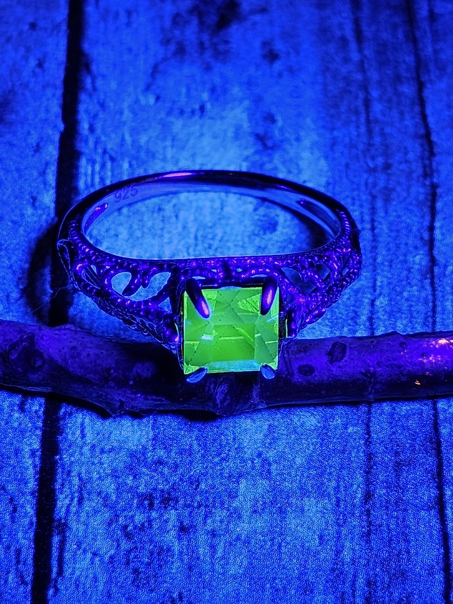 Uranium Glass Princess cut Art Deco Ring size 4 to 10.5 in new Sterling Silver with Uranium glass stone that glows under black / UV light
