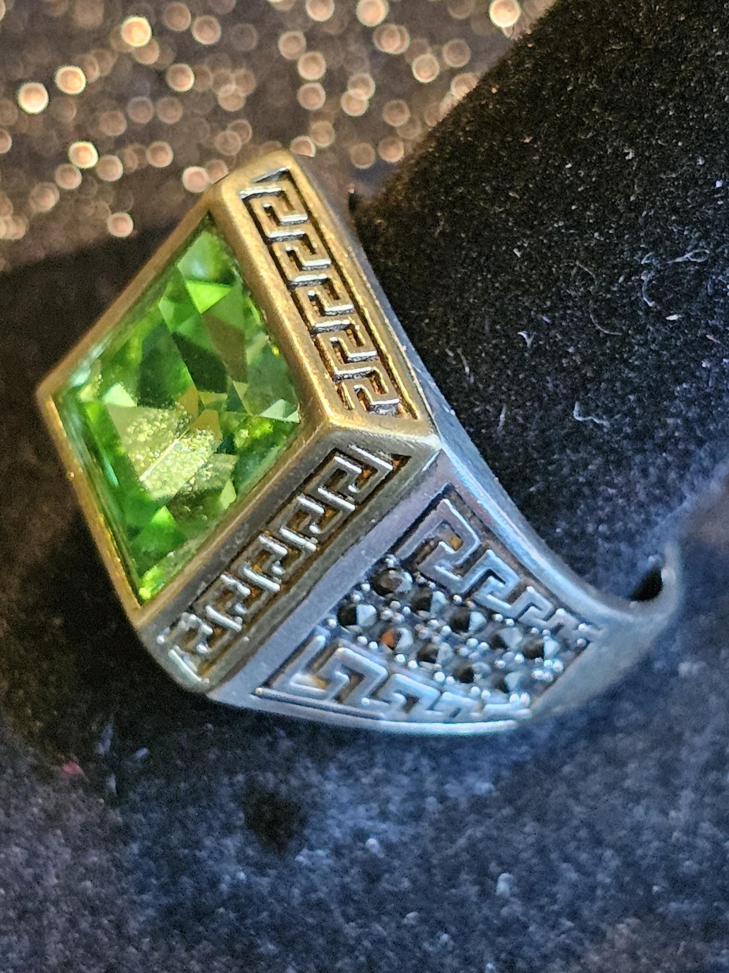 Uranium Glass Men's Ring READ DESCRIPTION new Sterling Silver Adjustable with 10x10 mm vintage Uranium glass glows under black / UV light