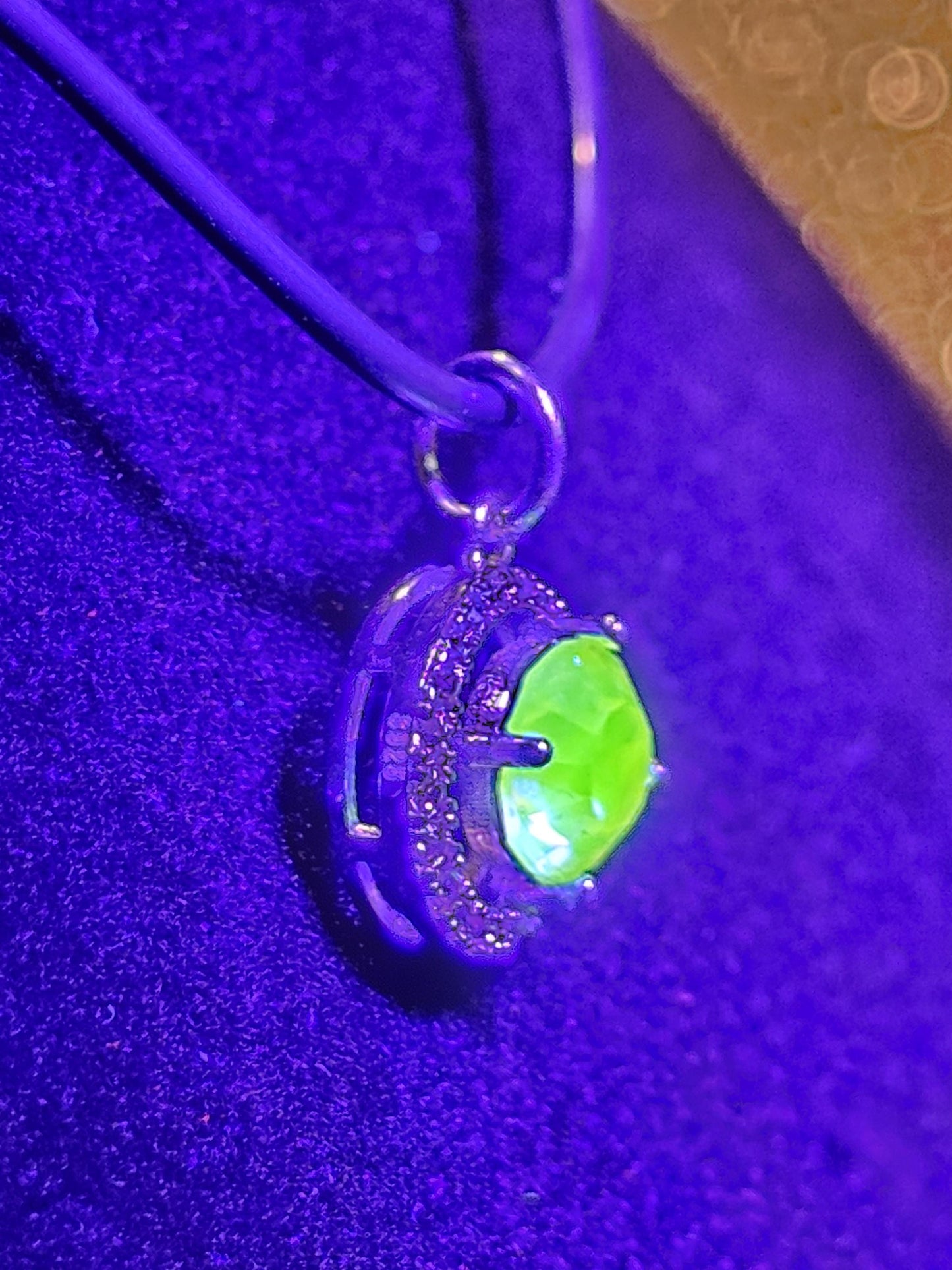 Uranium Glass Pendant vintage Pink 6 mm Round cut Uranium Glass stone in new Sterling Silver setting that glows under black / UV light