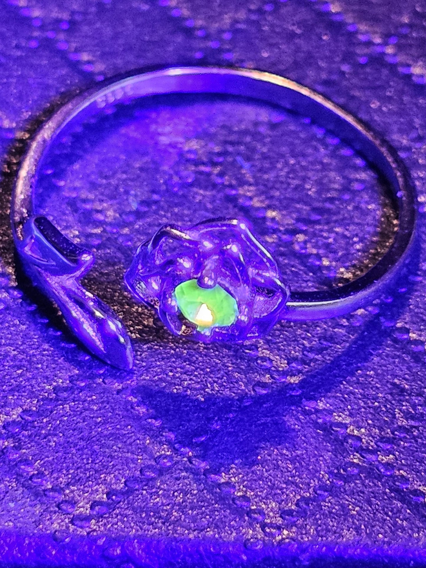 Uranium Glass Adjustable Flower Ring new Sterling Silver with vintage 3 mm Uranium glass Round cut stone that glows under black / UV light