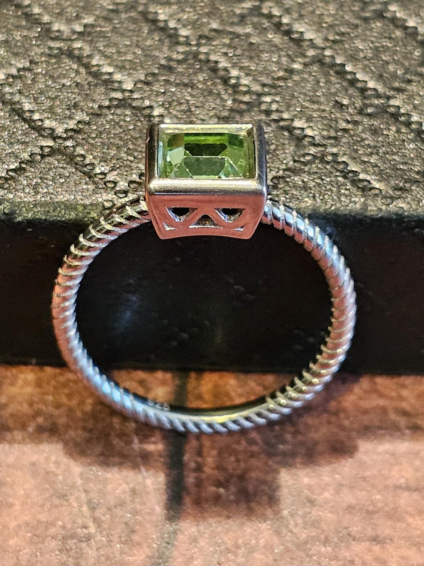 Uranium Glass Princess cut Ring size 7 new Sterling Silver with a vintage 6mm Uranium glass Square cut stone that glows under black/UV light