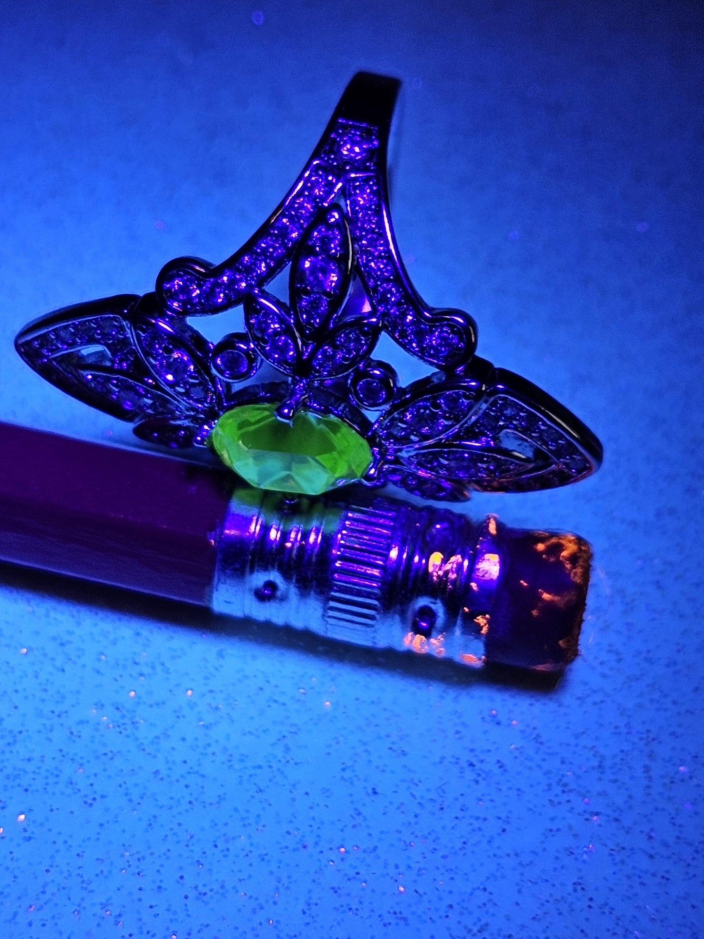 Uranium Glass Oval cut Ring, Shield style, 6 to 10 in new Sterling Silver with a vintage Uranium glass stone that glows under black/UV light