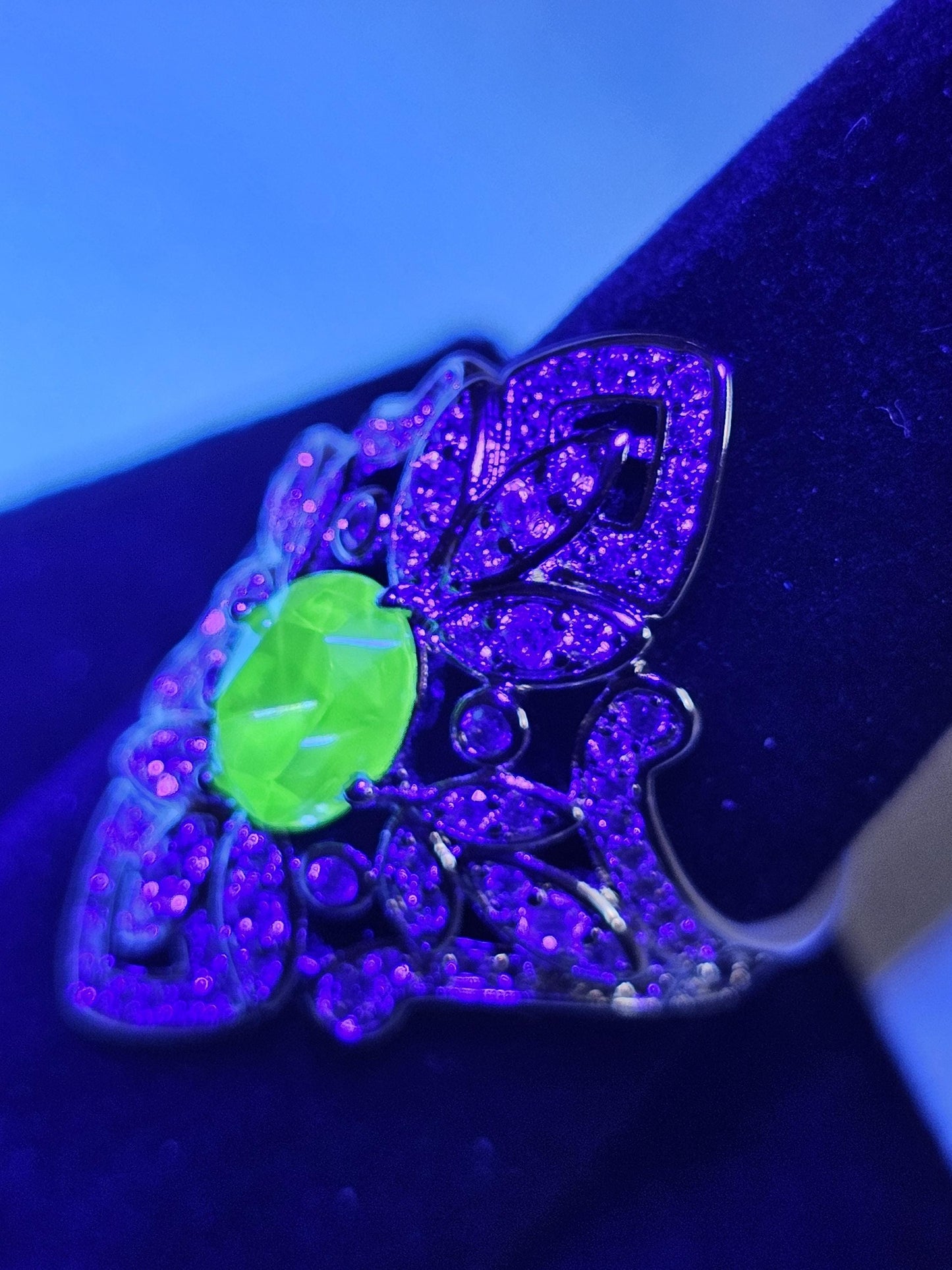 Uranium Glass Oval cut Ring, Shield style, 6 to 10 in new Sterling Silver with a vintage Uranium glass stone that glows under black/UV light