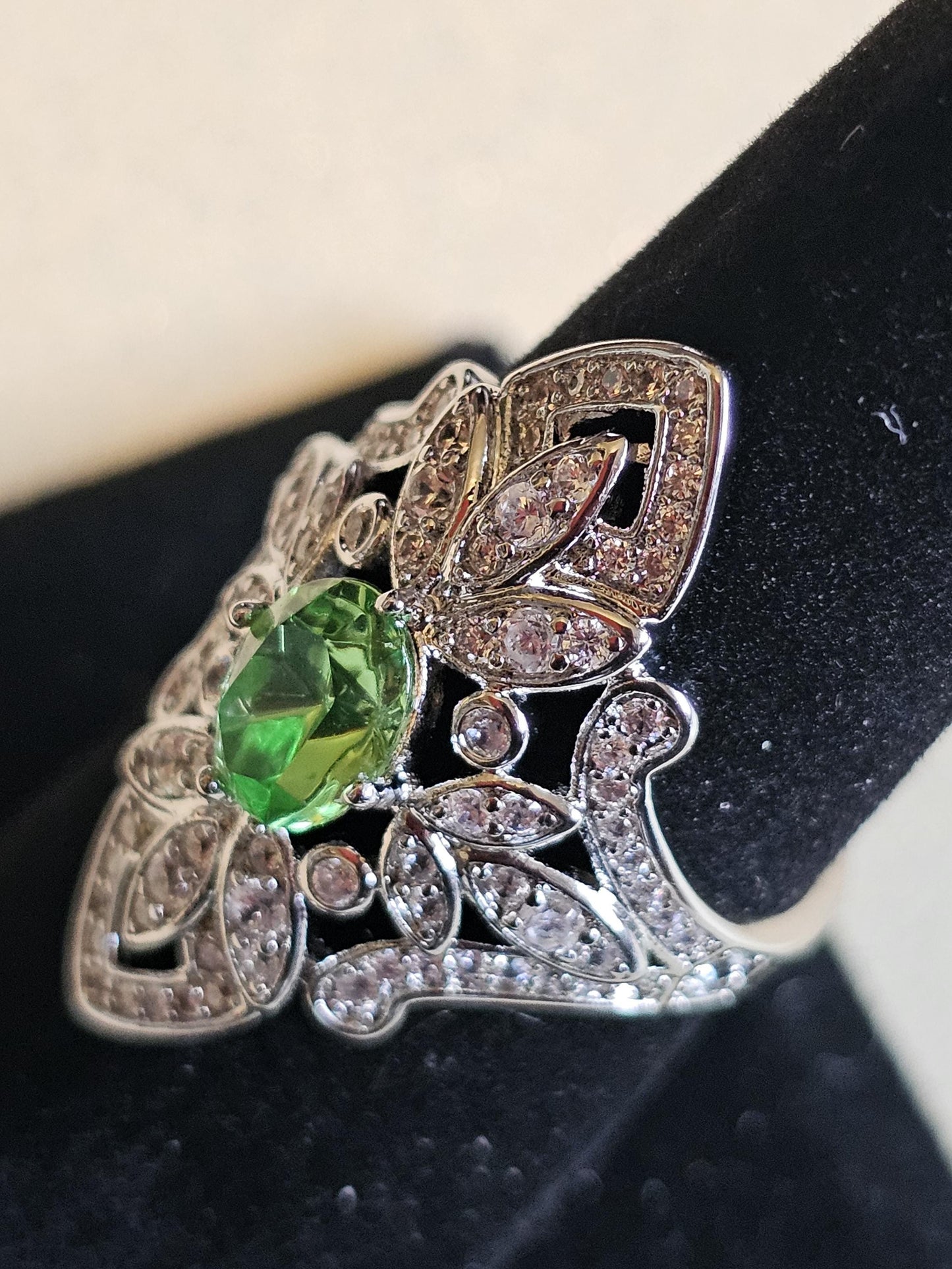 Uranium Glass Oval cut Ring, Shield style, 6 to 10 in new Sterling Silver with a vintage Uranium glass stone that glows under black/UV light
