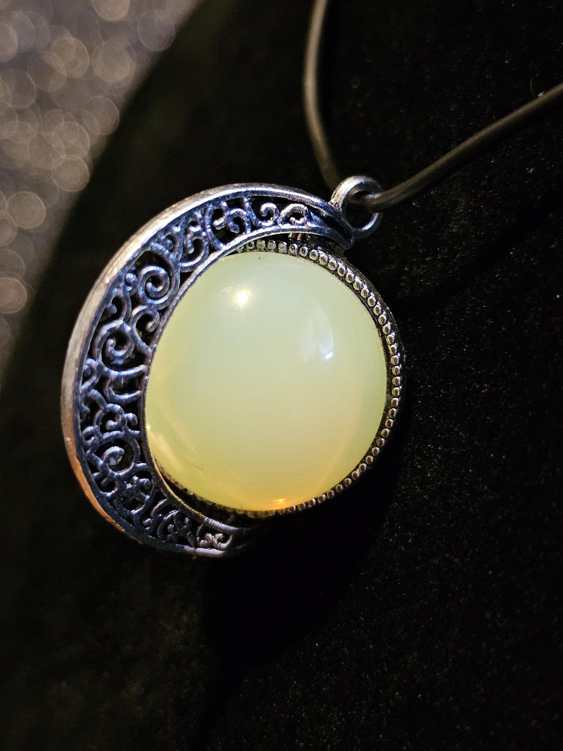 Uranium Glass "Moon" Pendant new Zinc alloy with two vintage 18 mm round cut Uranium Glass Cabochon stones that glow under black / UV light