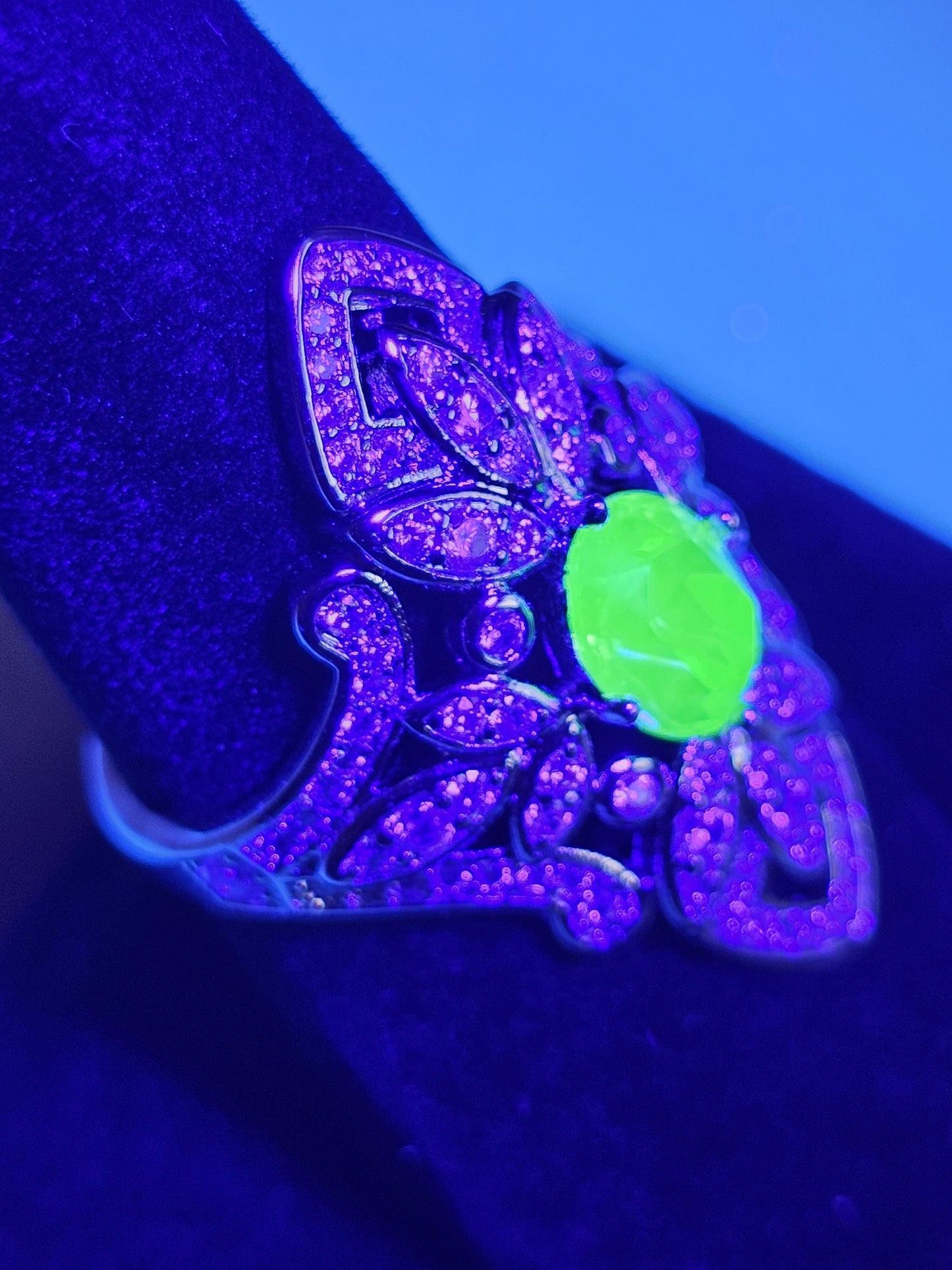Uranium Glass Oval cut Ring, Shield style, 6 to 10 in new Sterling Silver with a vintage Uranium glass stone that glows under black/UV light