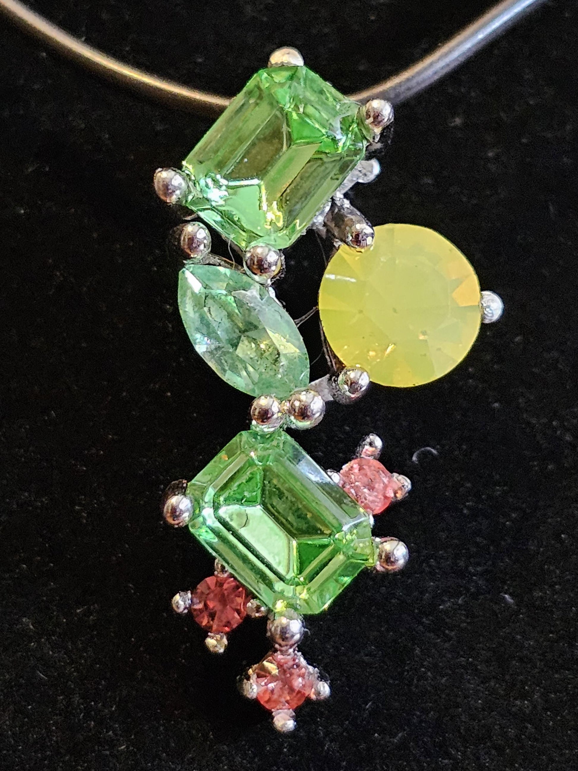 Uranium Glass Pendant in new Sterling Silver READ DESCRIPTION with multiple vintage Uranium glass stones that glows under black / UV light
