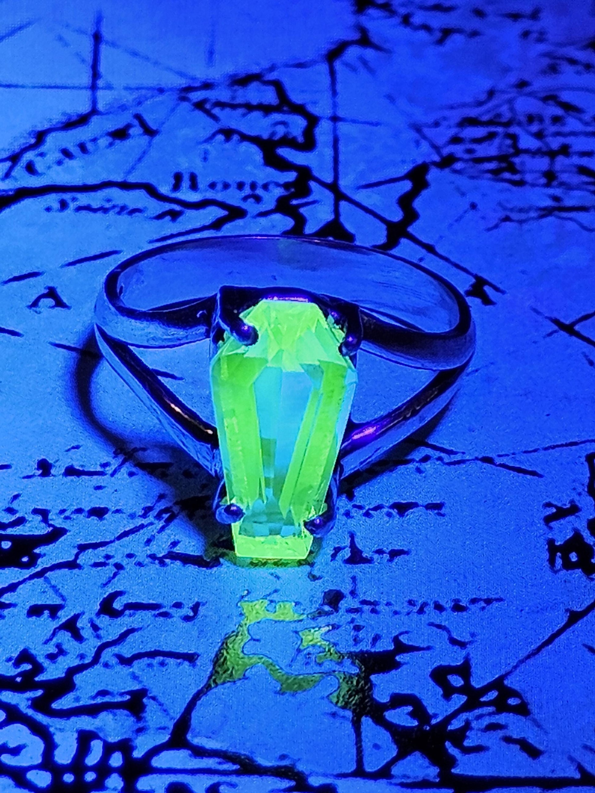 Uranium Glass Coffin cut Split Shank Ring size 4 through 10.5 in Sterling Silver with Uranium glass stone that glows under black / UV light