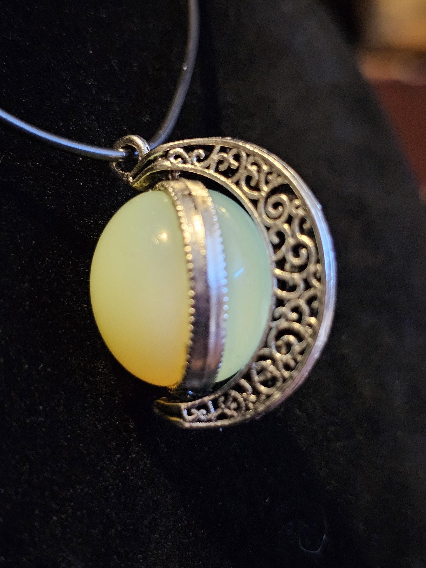 Uranium Glass "Moon" Pendant new Zinc alloy with two vintage 18 mm round cut Uranium Glass Cabochon stones that glow under black / UV light