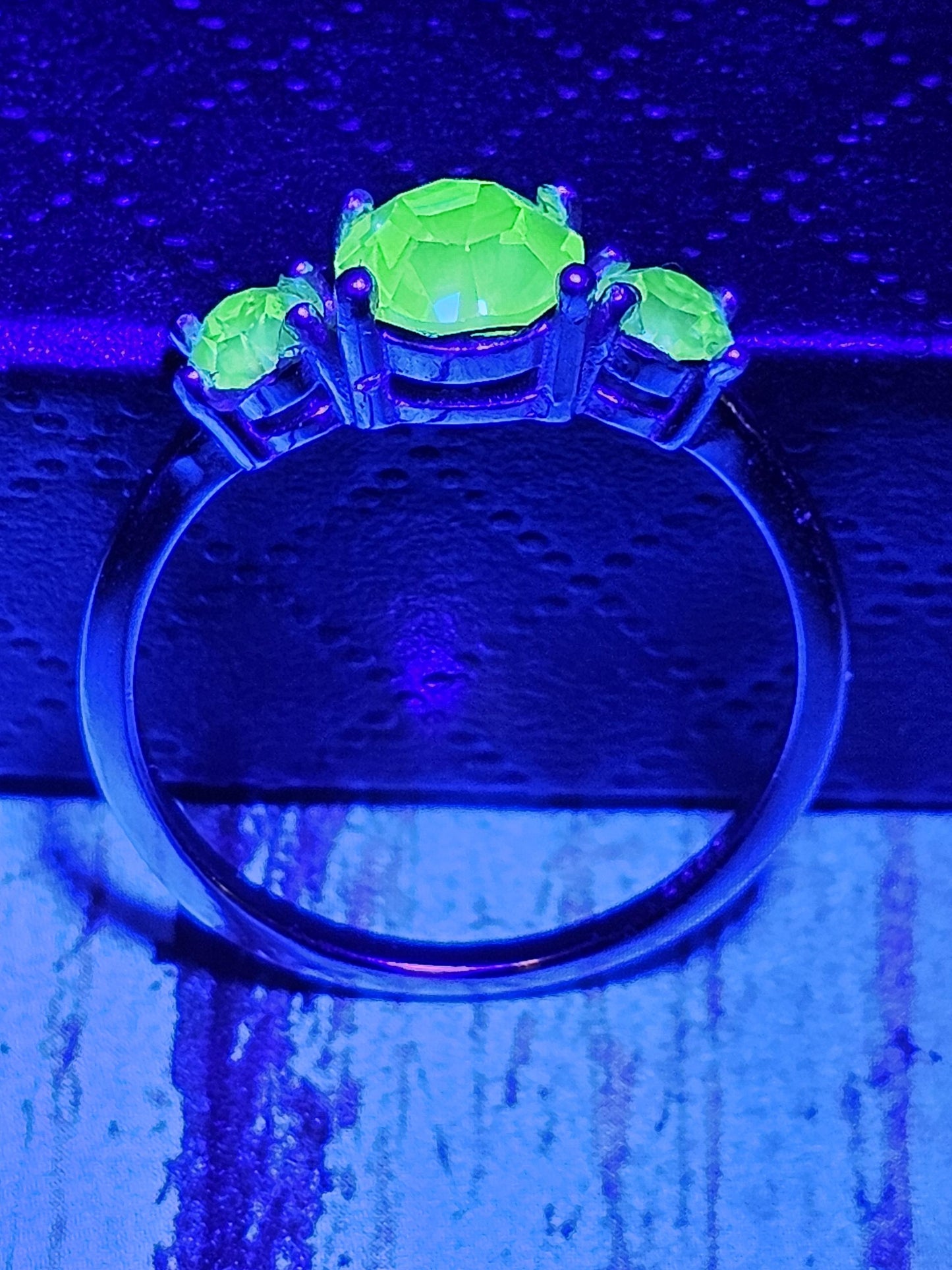 Uranium Glass Round cut Ring size 6, 7, 8, 9, or 10 new Sterling Silver with 3 vintage Uranium glass stones that glows under black/UV light